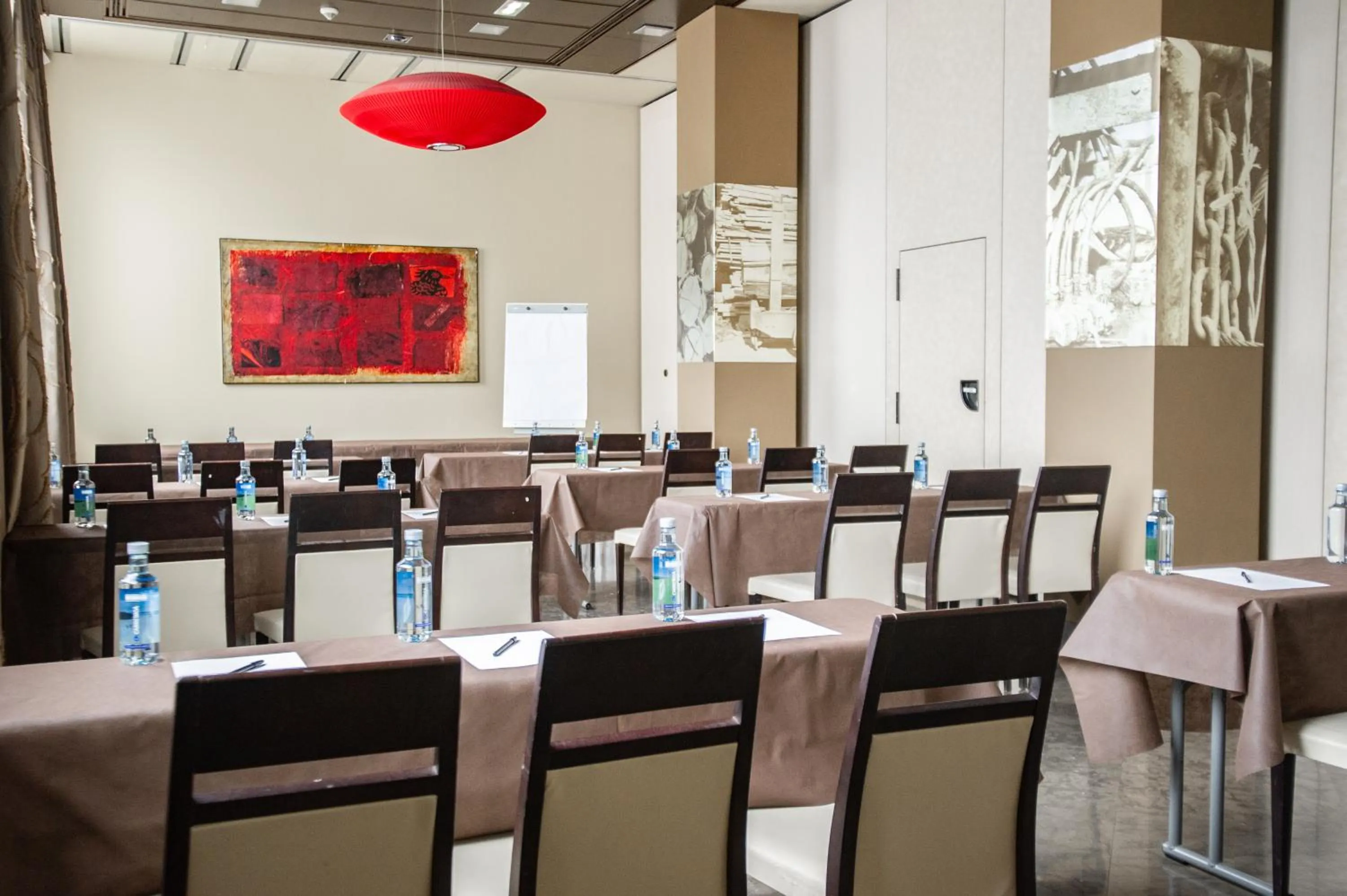 Business facilities in AZZ Asturias LangreHotel & Spa