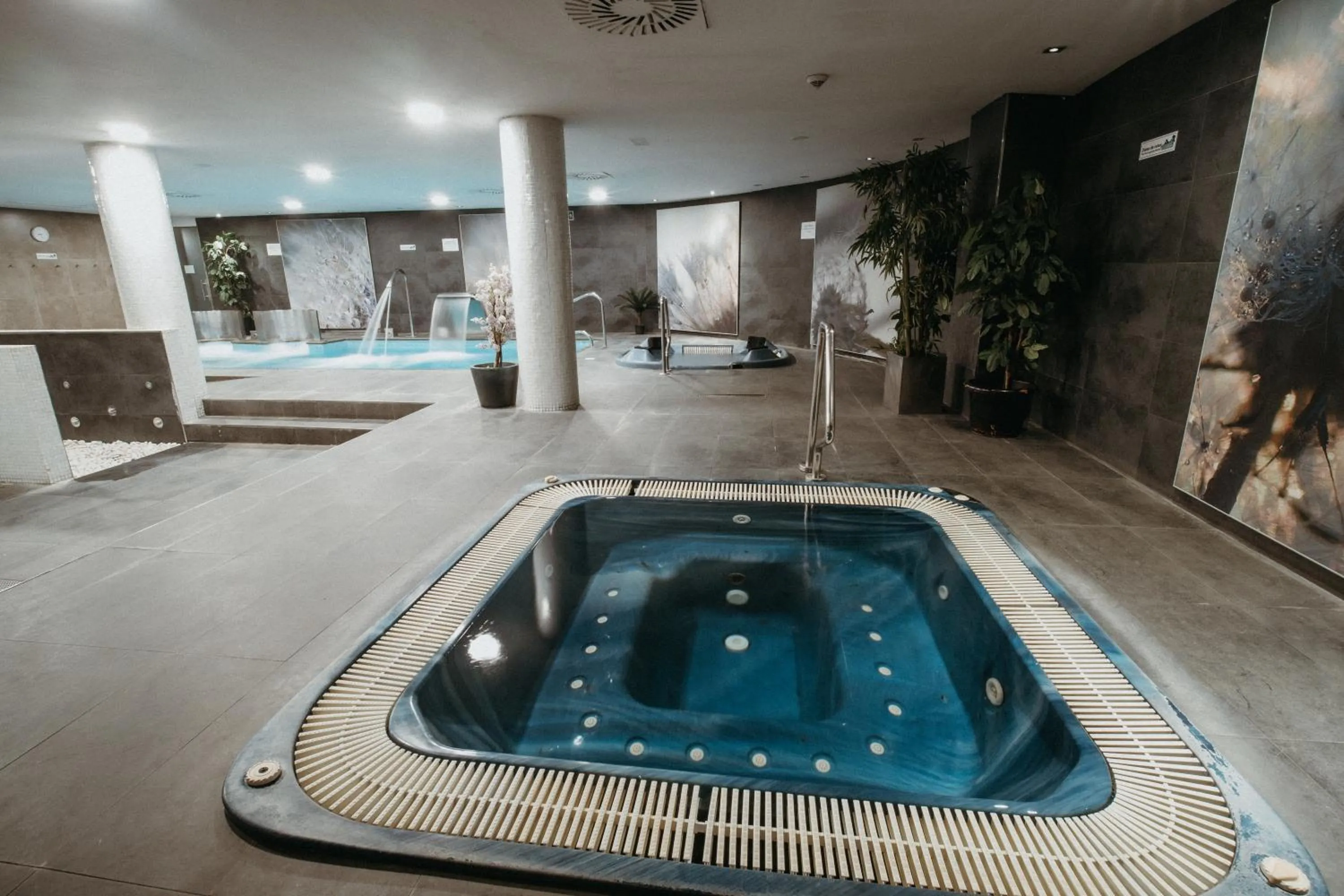Spa and wellness centre/facilities in AZZ Asturias LangreHotel & Spa