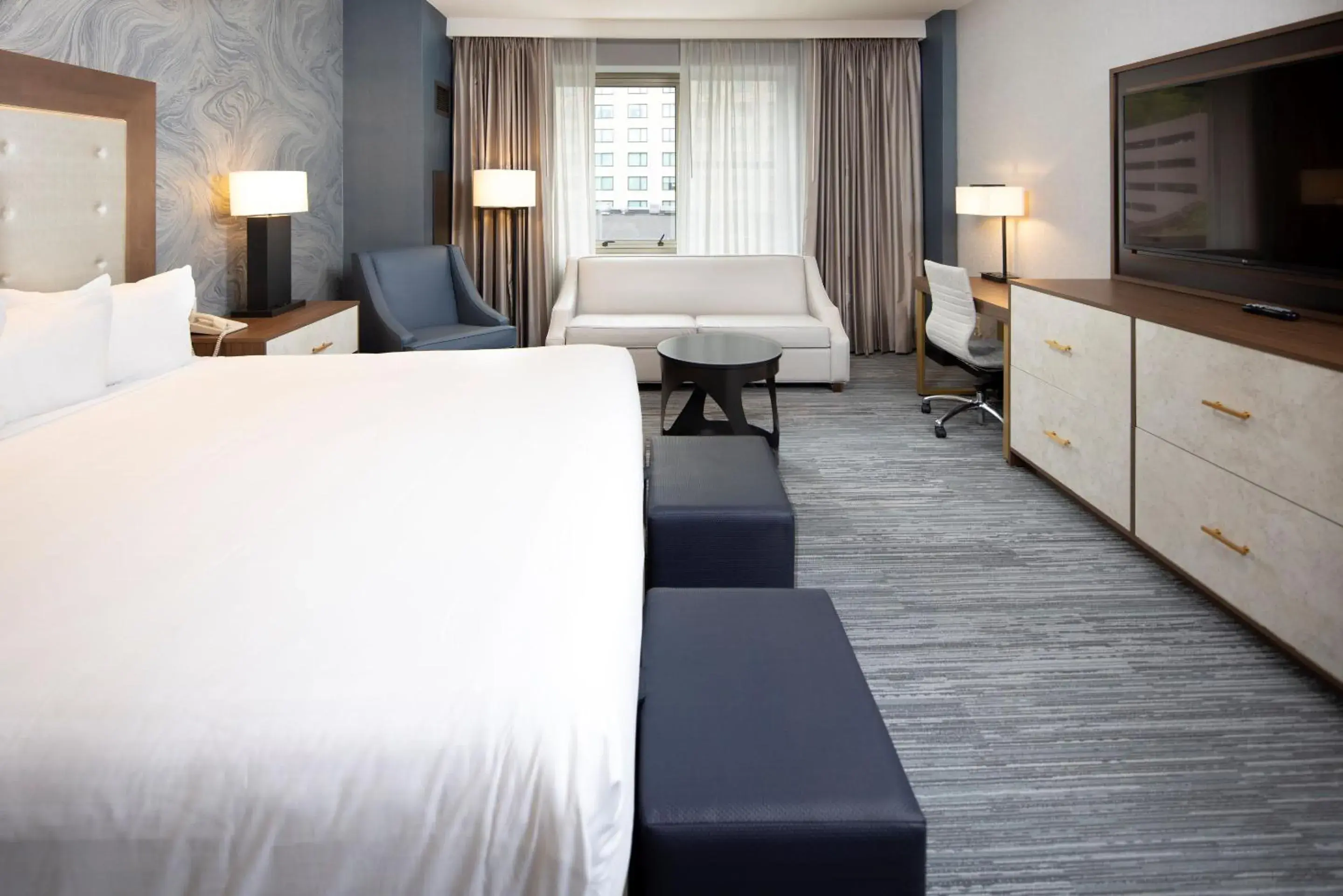 Mountain Premium Room 1 King Non Smoking in Harrah's Cherokee, A Caesars Destination Mountain Premium Room 1 King Non Smoking in Harrah's Cherokee, A Caesars Destination