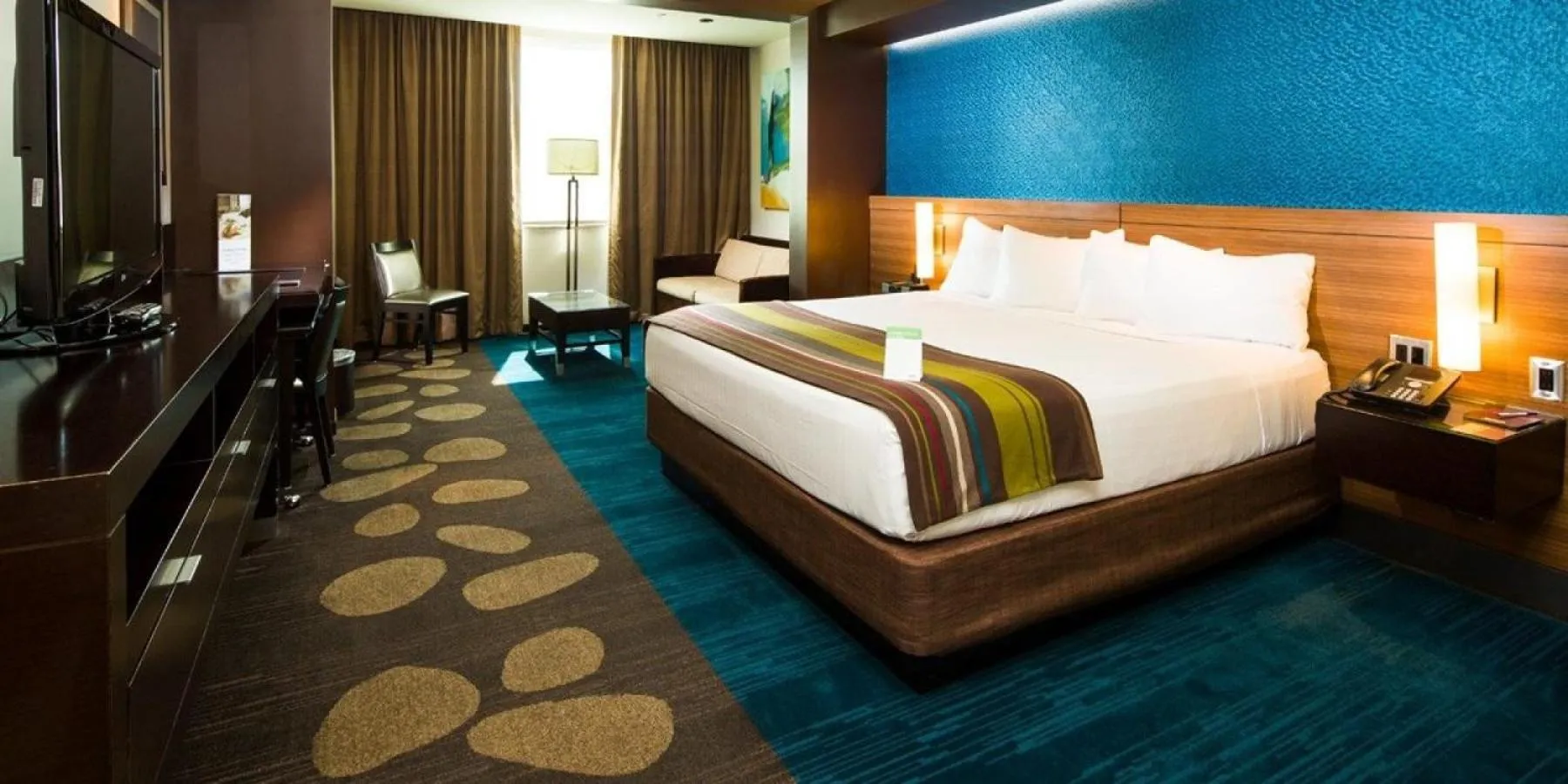 Bedroom, Bed in Harrah's Cherokee, A Caesars Destination