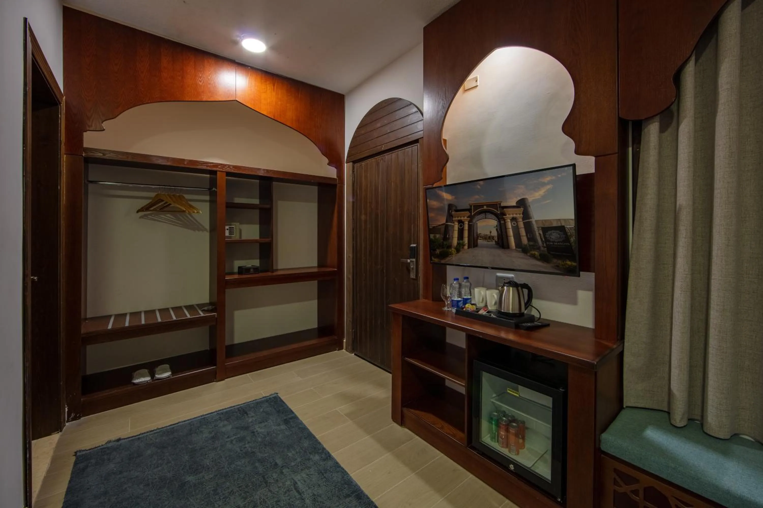 TV and multimedia in Petra Seasons luxury Resort