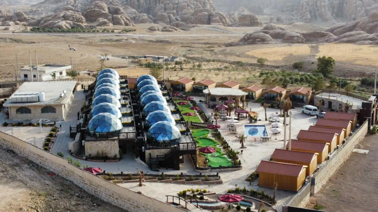 Property building in Petra Seasons luxury Resort