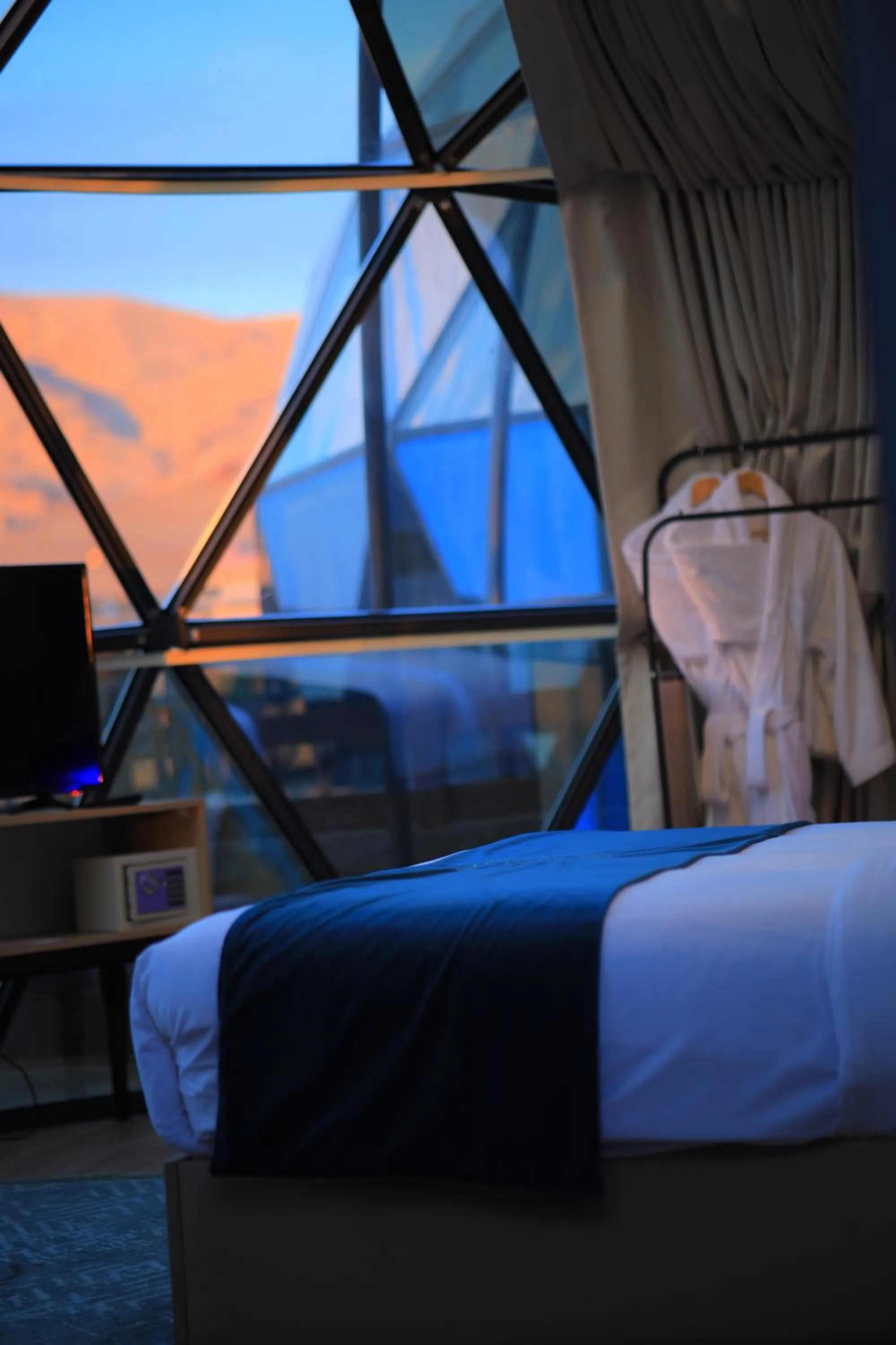 Decorative detail, Bed in Petra Seasons luxury Resort