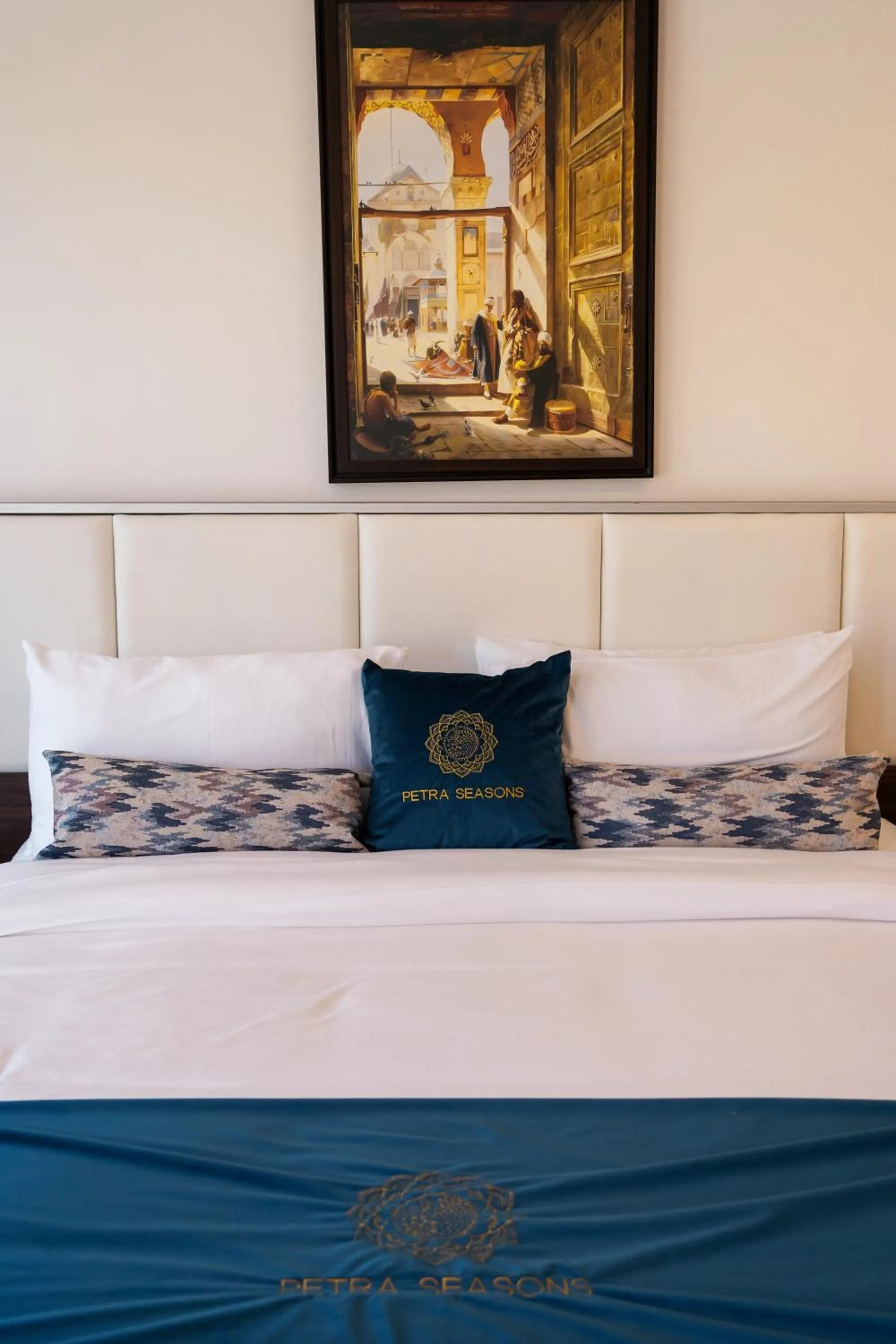 Bed in Petra Seasons luxury Resort