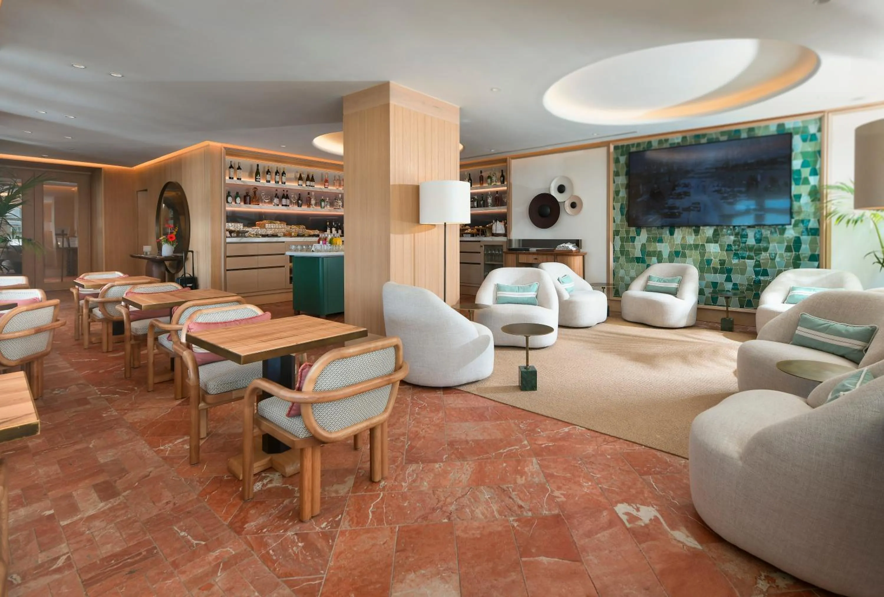 Restaurant/places to eat in El Fuerte Marbella