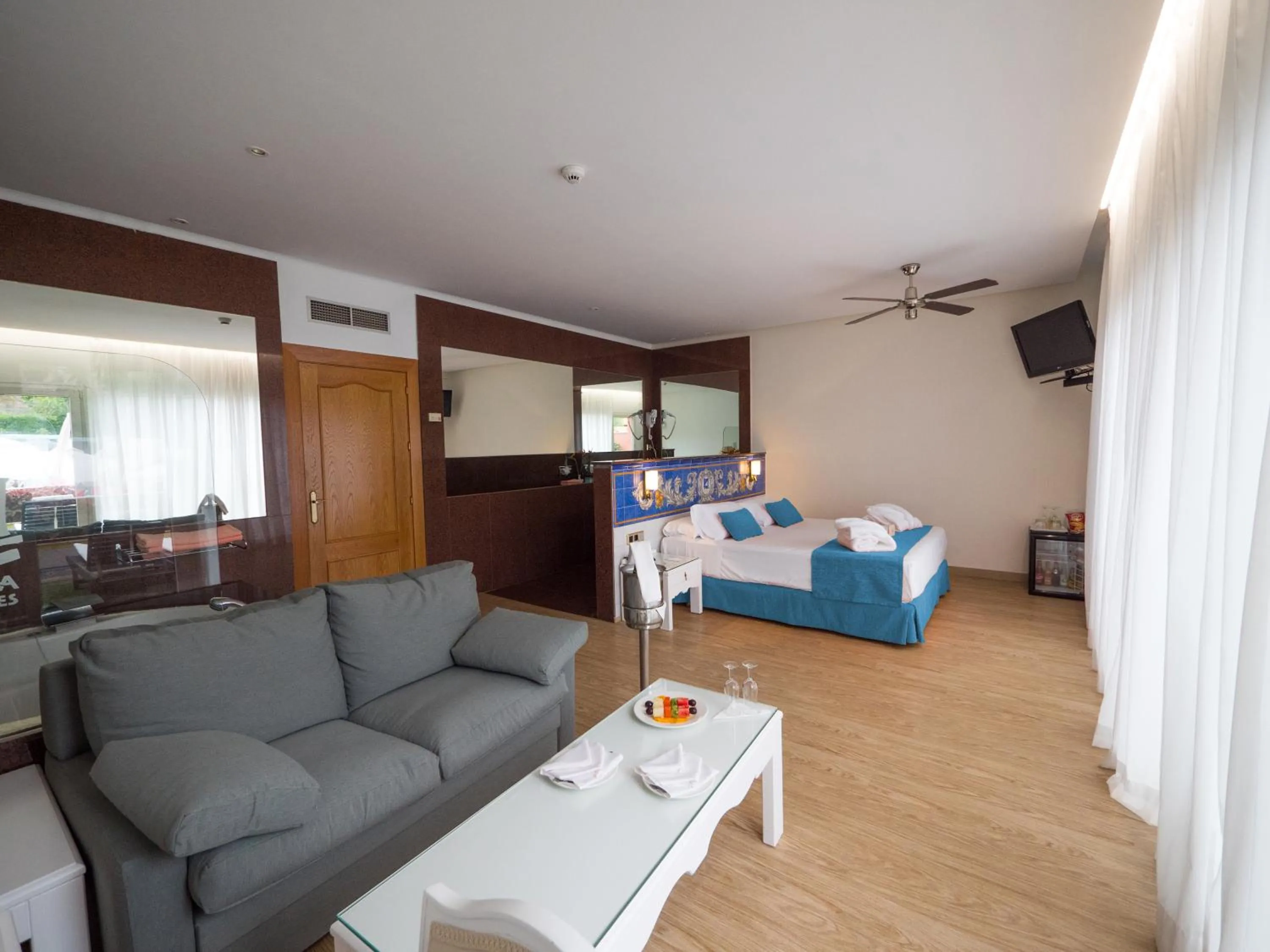 Photo of the whole room, Bed in BLUESEA Costa Jardin & Spa