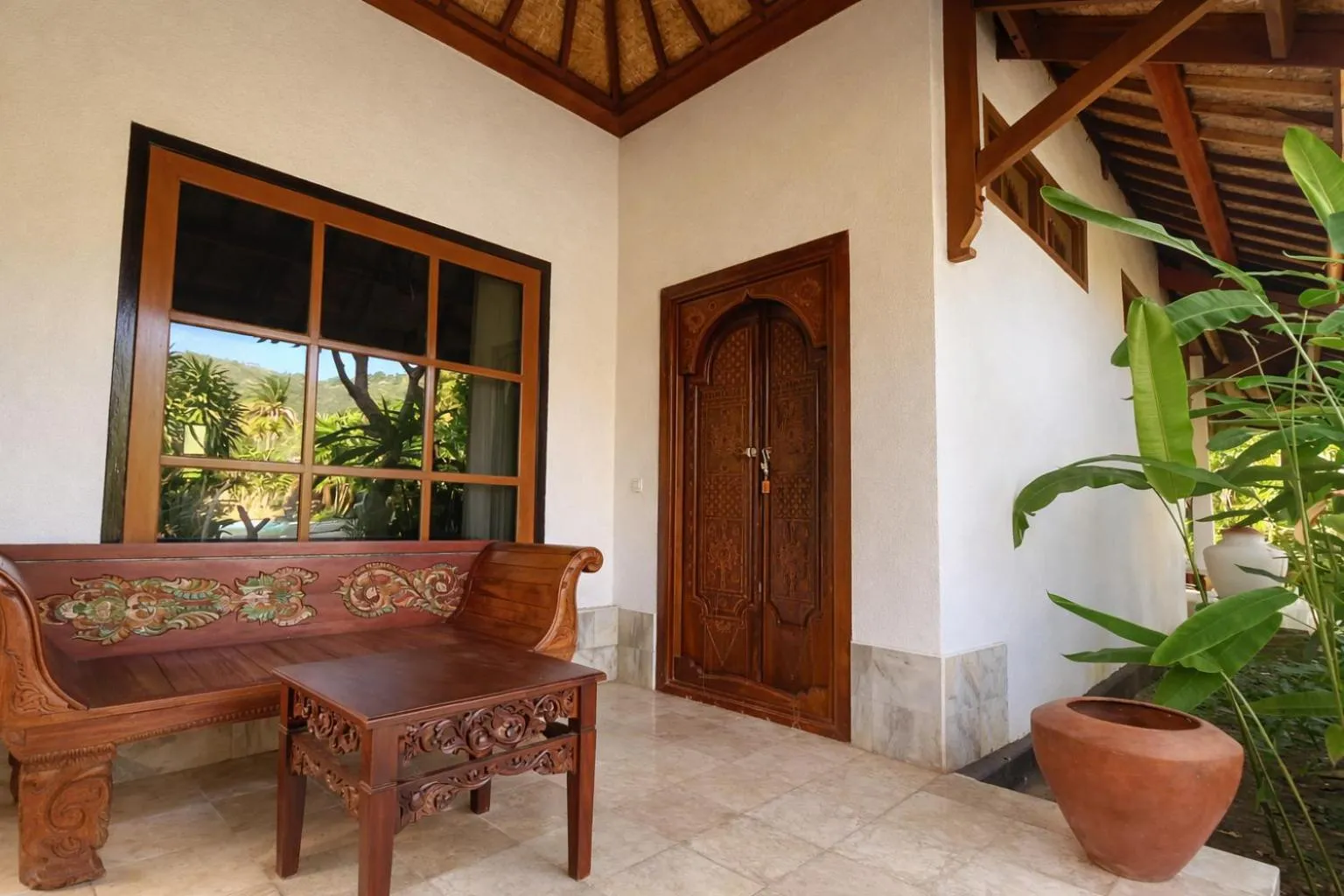 Patio in Matahari Inn Kuta Lombok