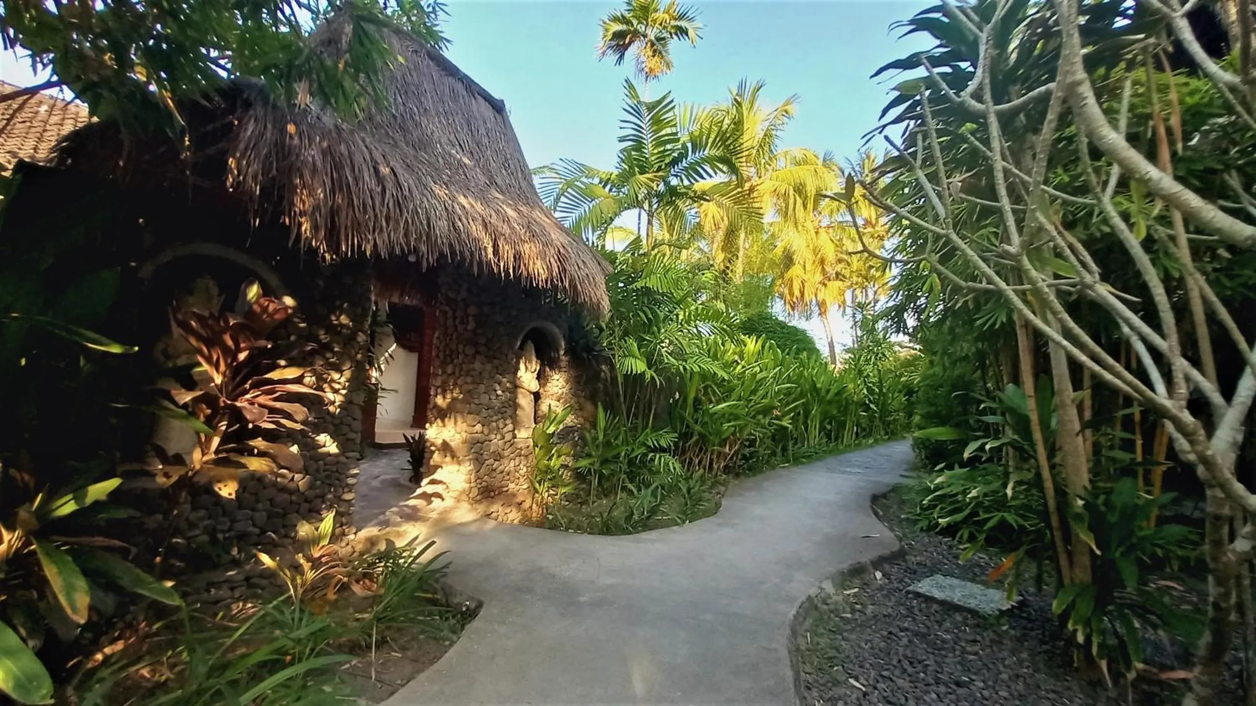 Property building in Matahari Inn Kuta Lombok