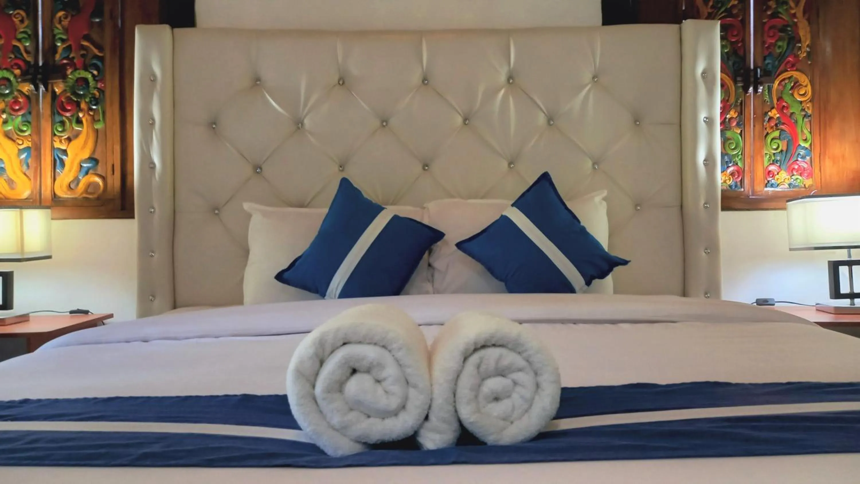 Bed in Matahari Inn Kuta Lombok