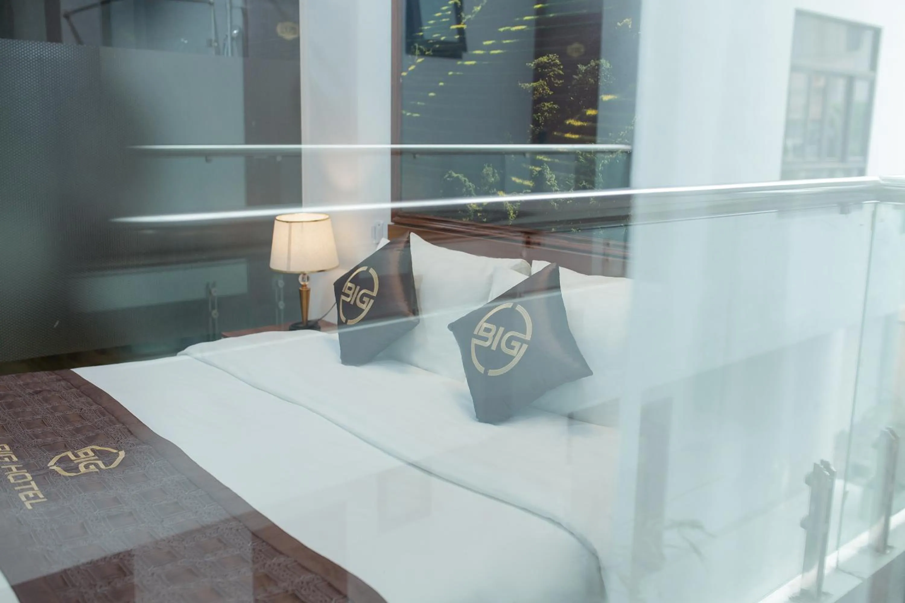 Bed in Big Hotel Lào Cai