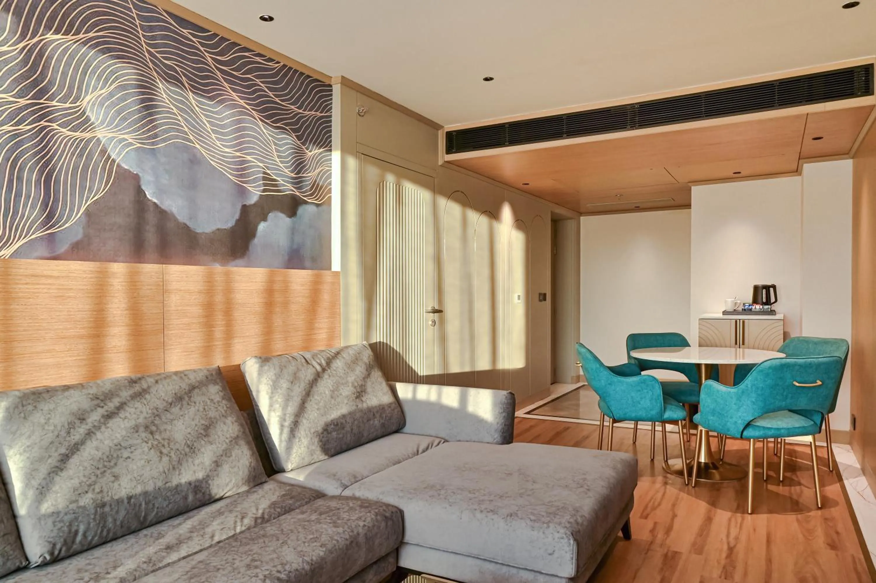 Living room in Parallel Hotel Udaipur, a member of Radisson Individuals