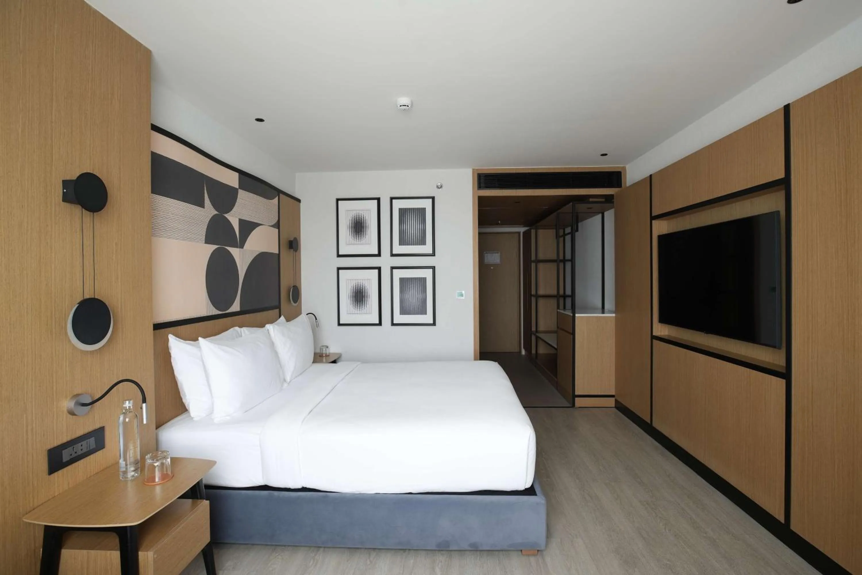 Bedroom, Bed in Parallel Hotel Udaipur, a member of Radisson Individuals