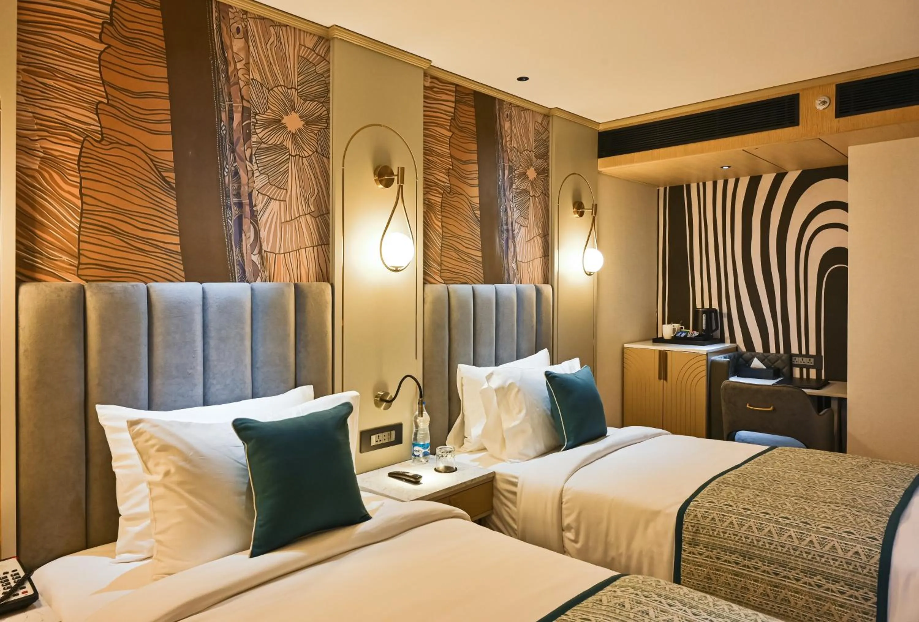 Bed in Parallel Hotel Udaipur, a member of Radisson Individuals