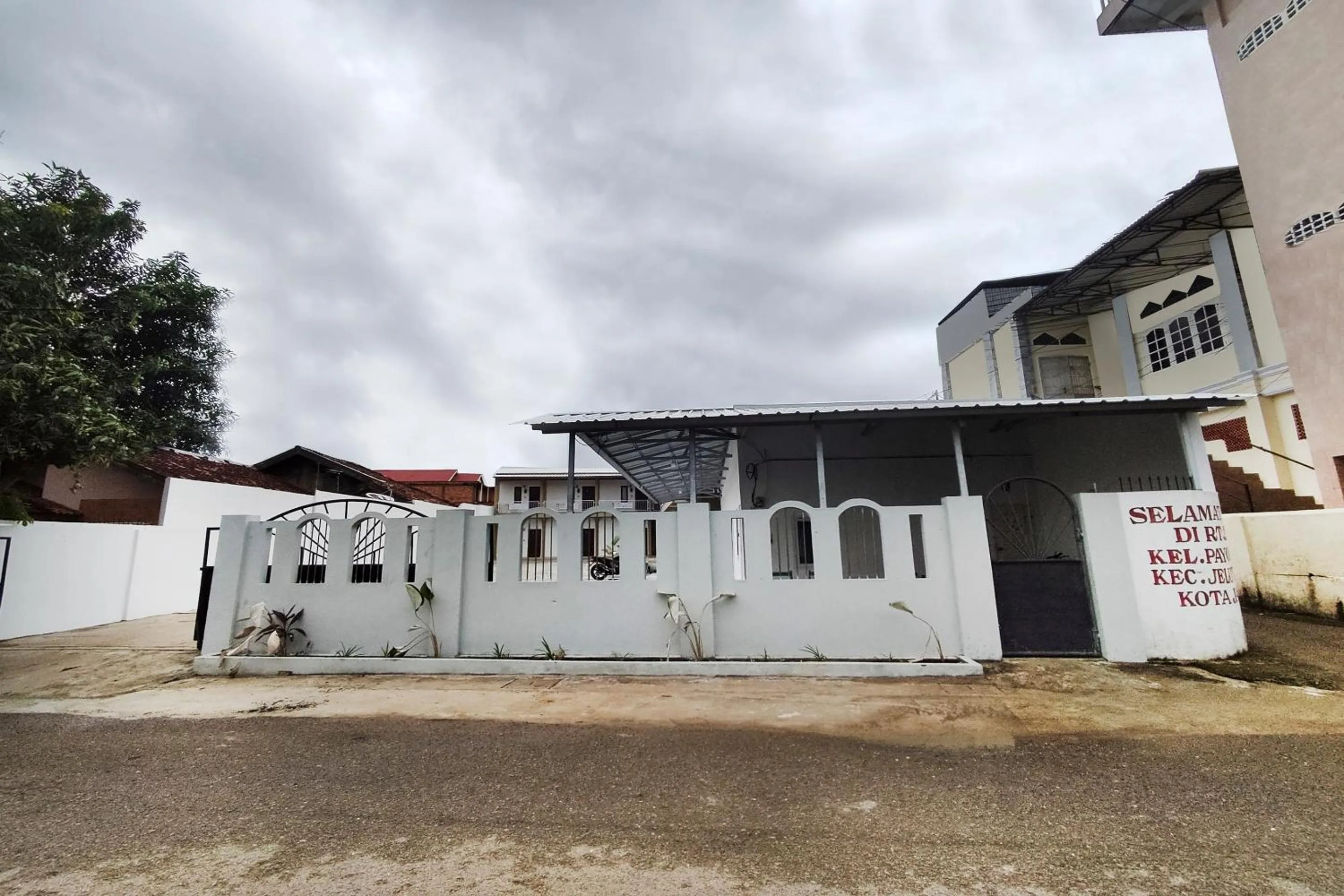 Facade/entrance in Hotel O Gala Residence