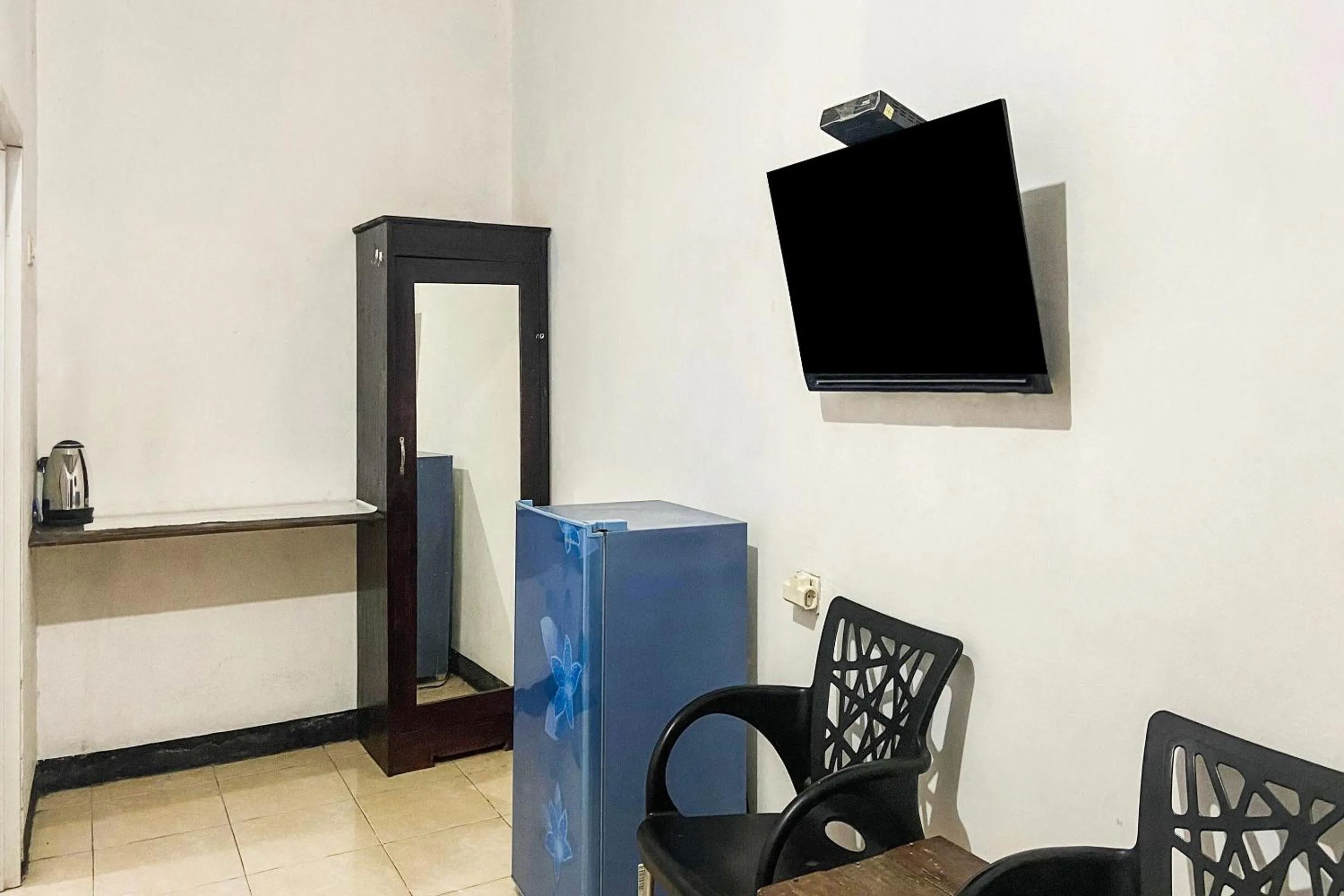 Bedroom in Hotel O We Bro Kost