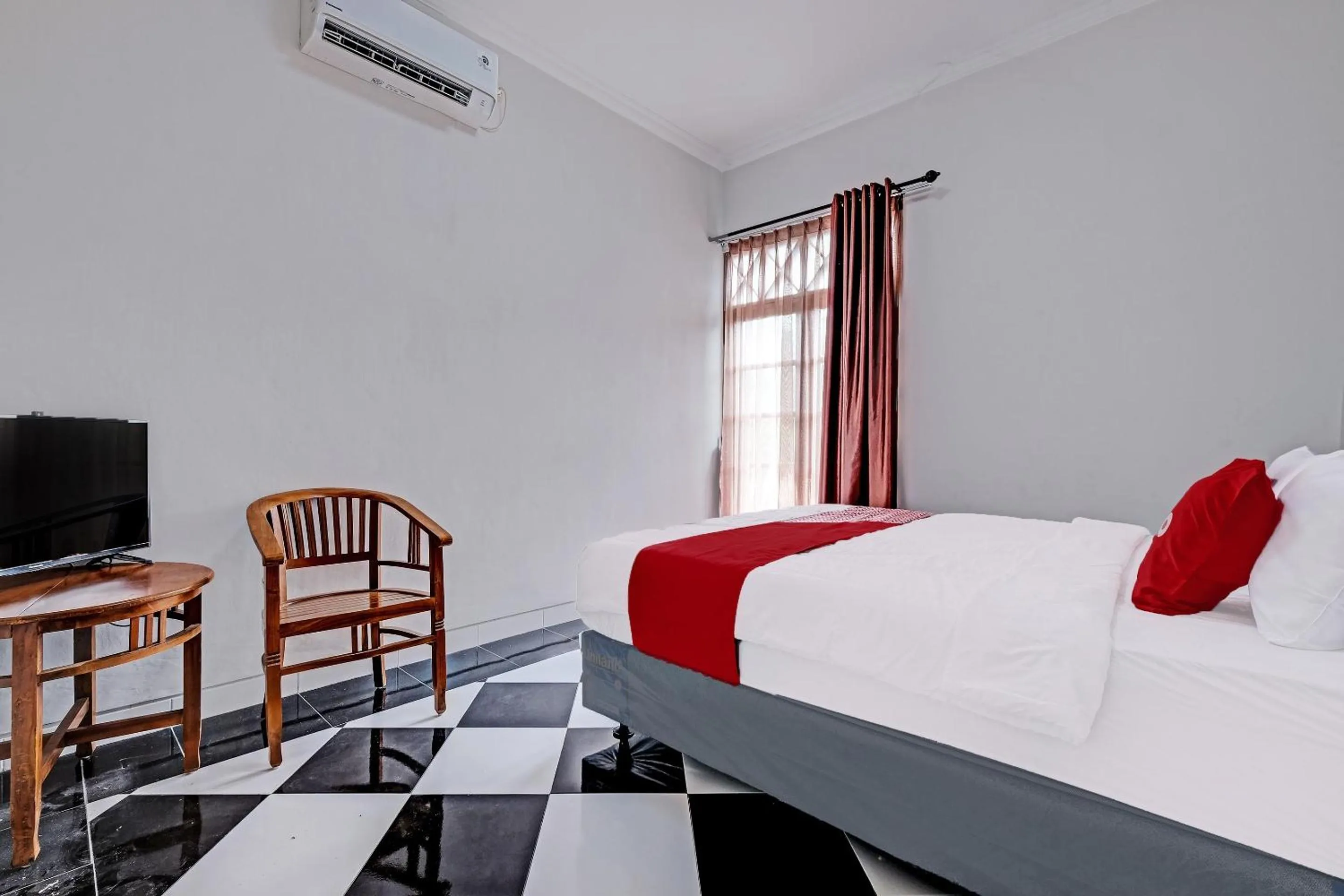 Bedroom in Hotel O Sekar Gadung Homestay Syariah