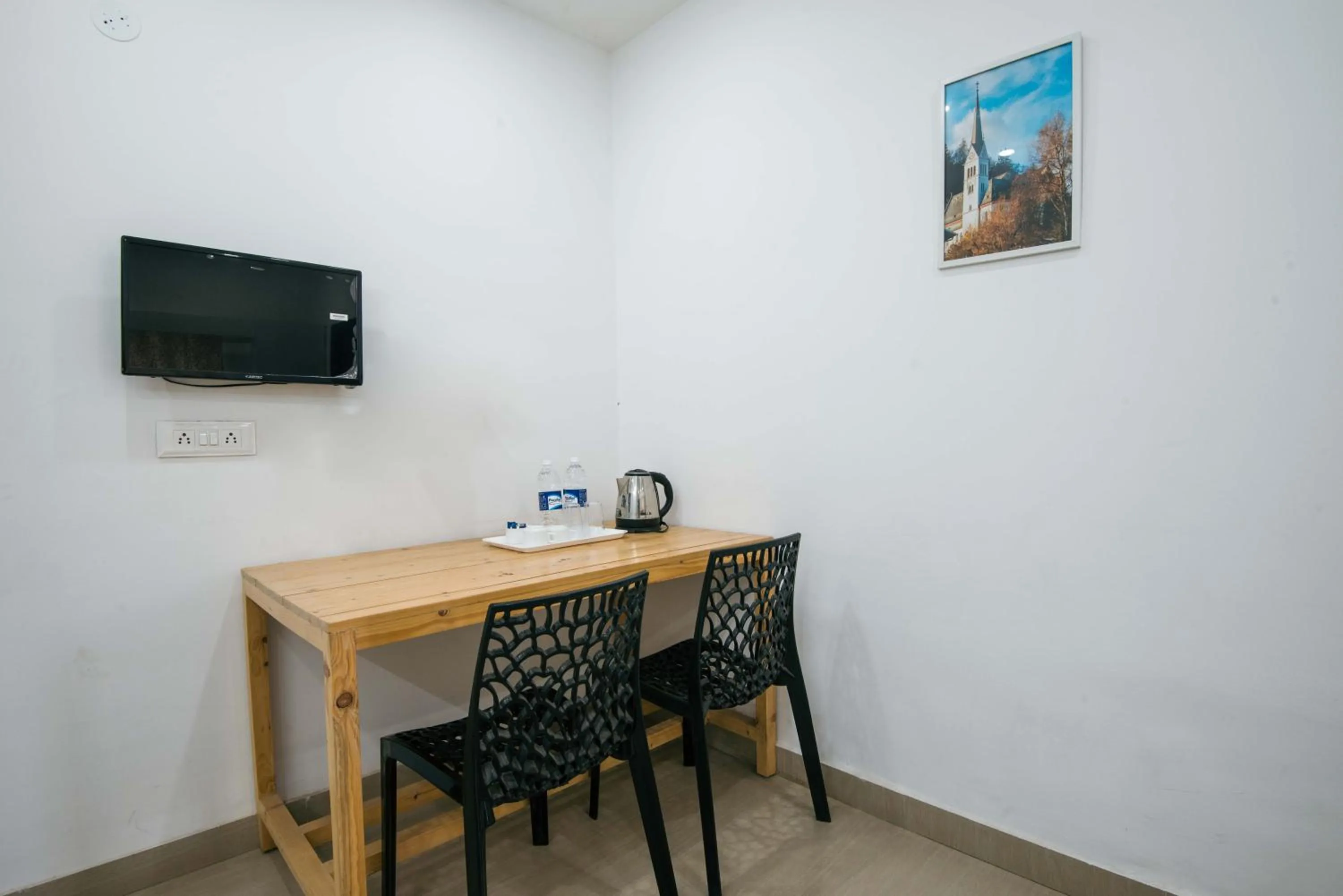 Bedroom in Treebo Empire Executive, Hinjewadi