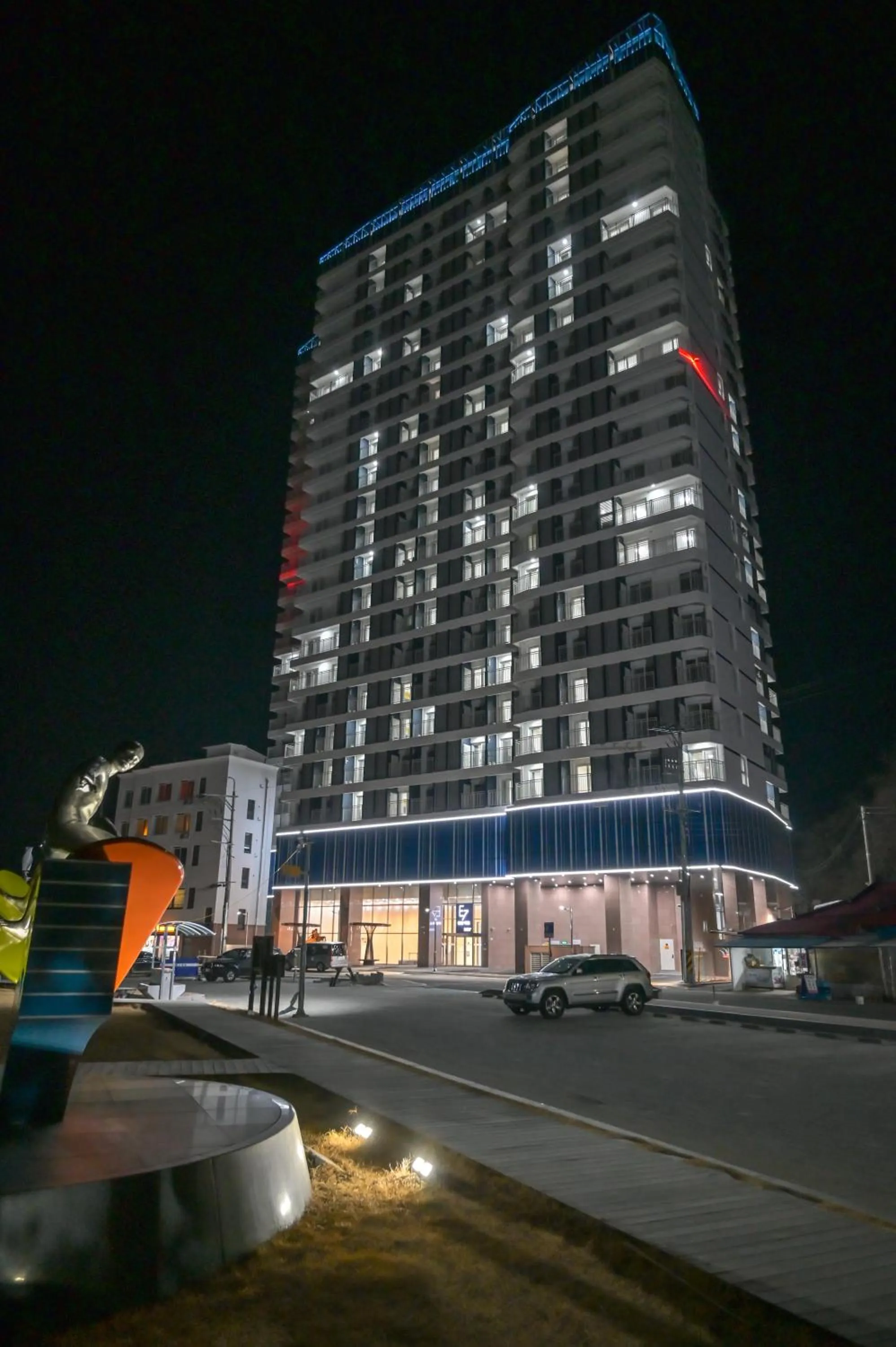 Property building in E7 YANGYANG JUKDO