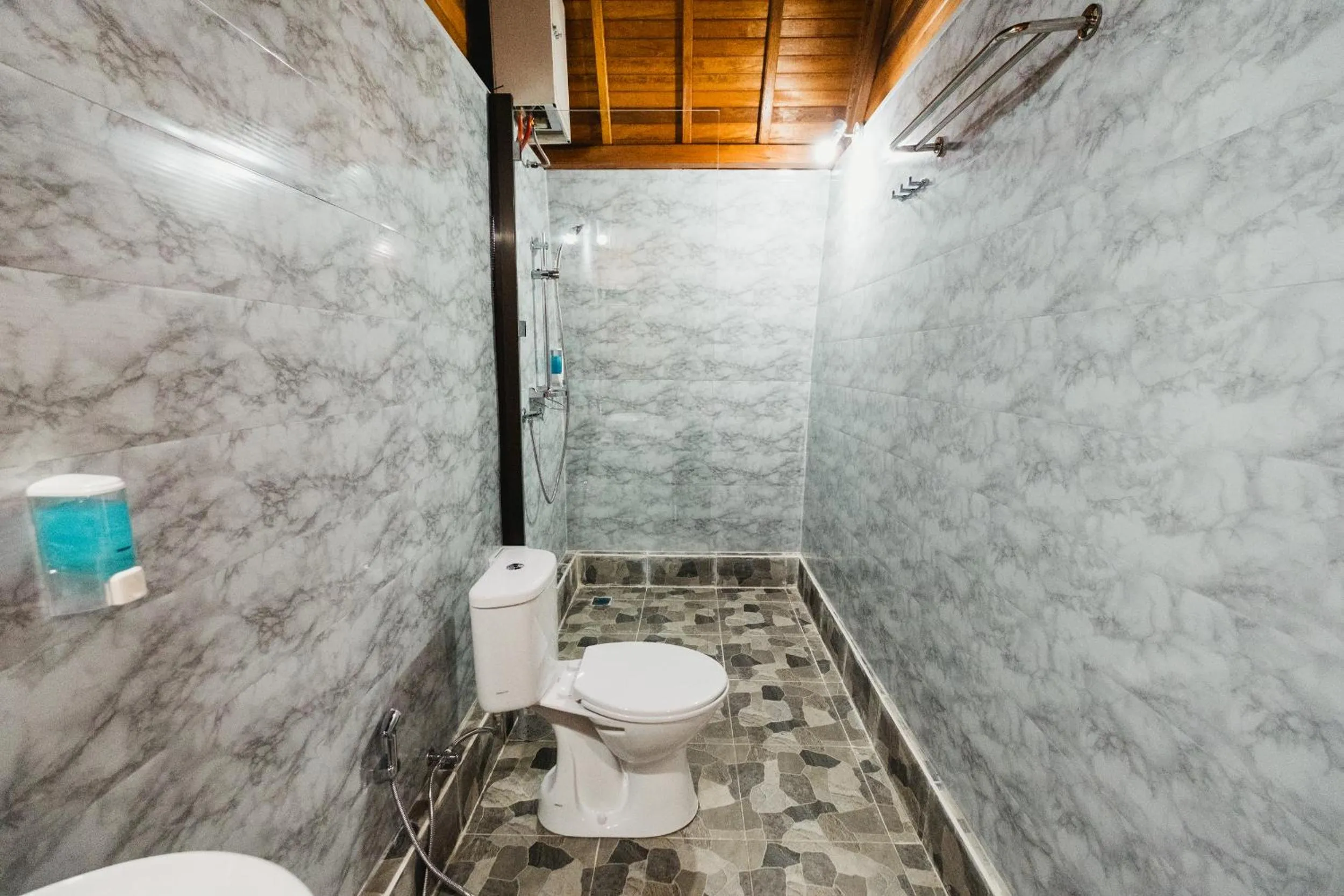 Shower in The Polumb Garden Bedugul