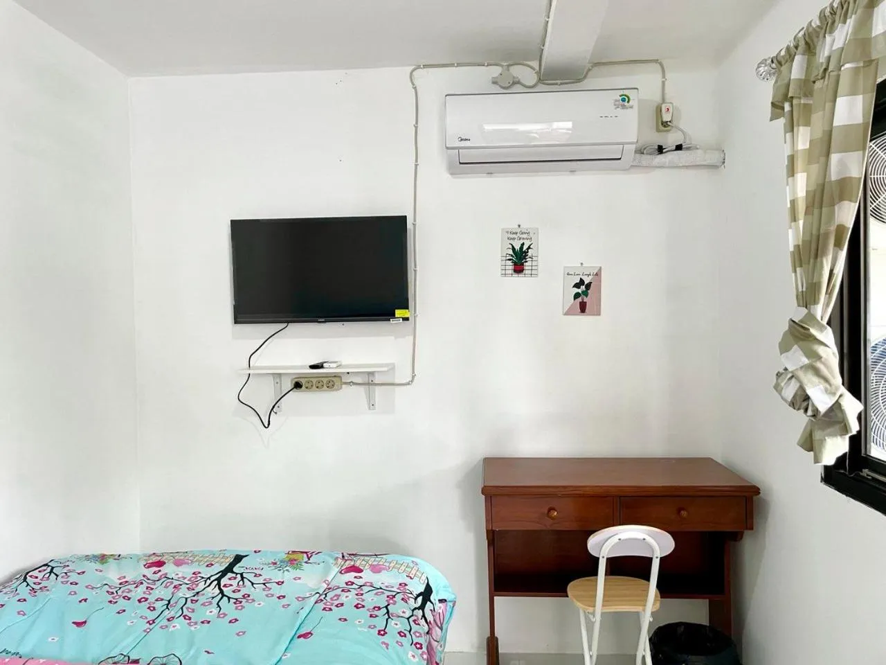 TV and multimedia in Dehome near Pakuwon Mall