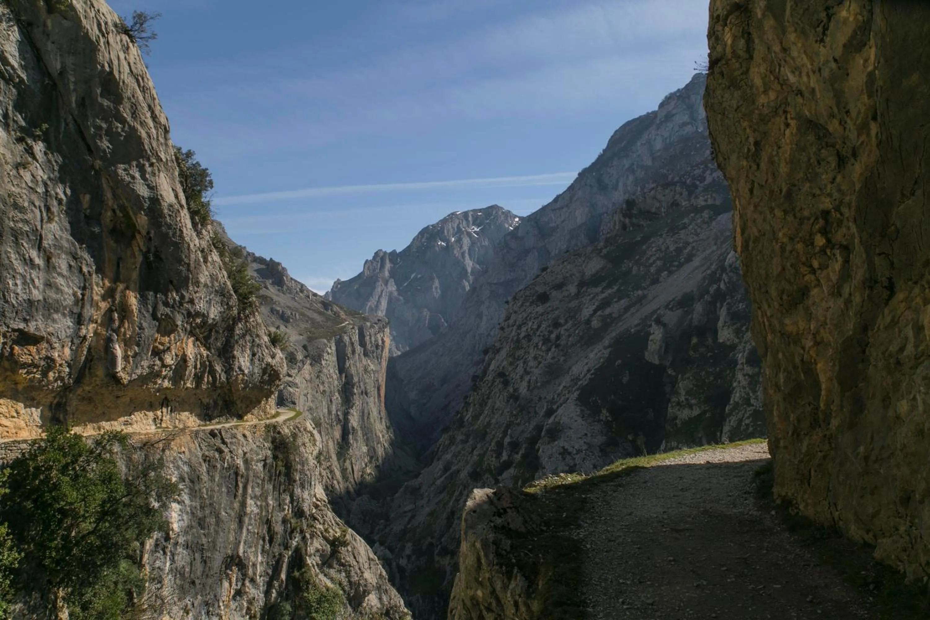 Nearby landmark in Hotel Naranjo De Bulnes