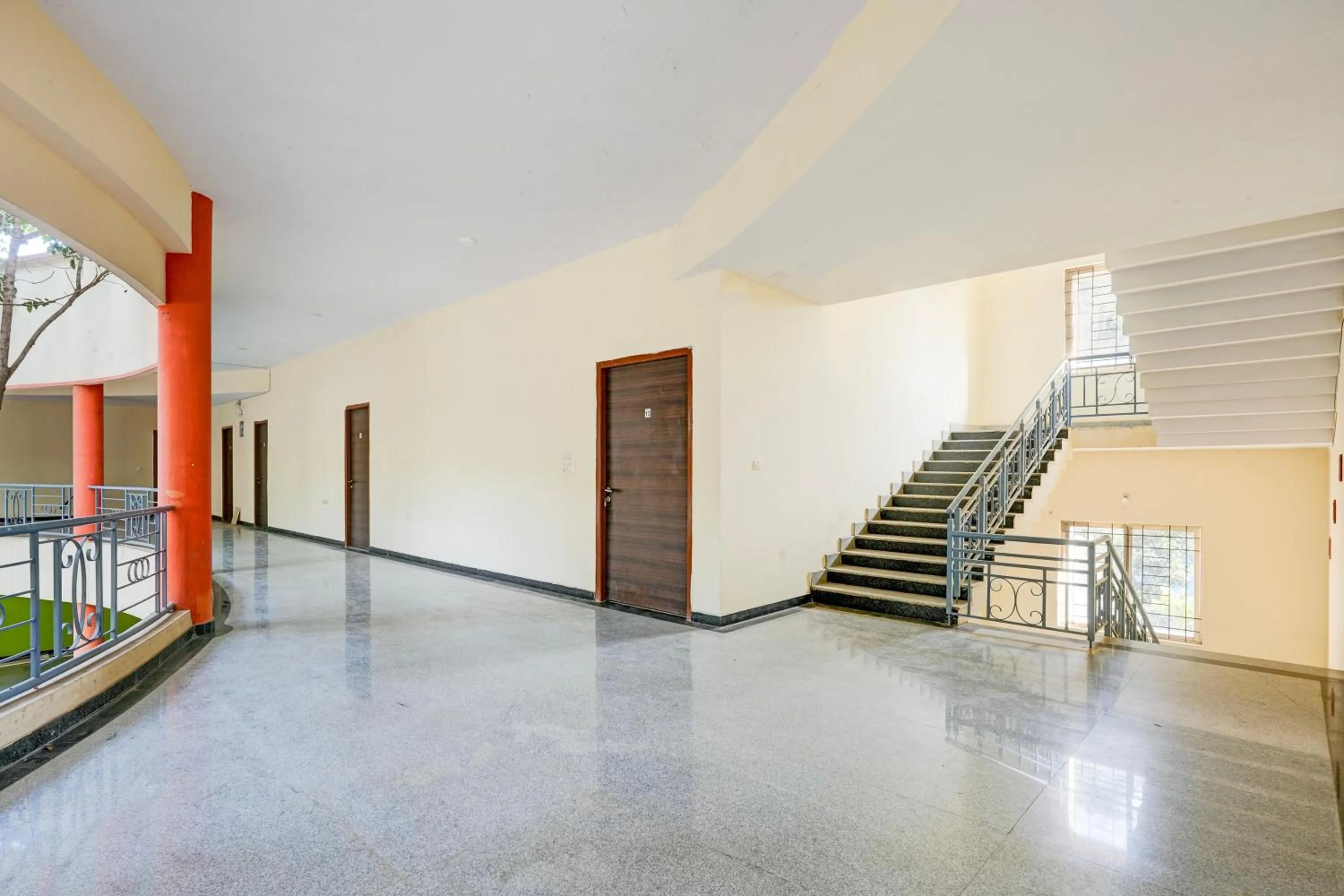 Lobby or reception in Super Hotel O Hennagara Rd Bommasandara