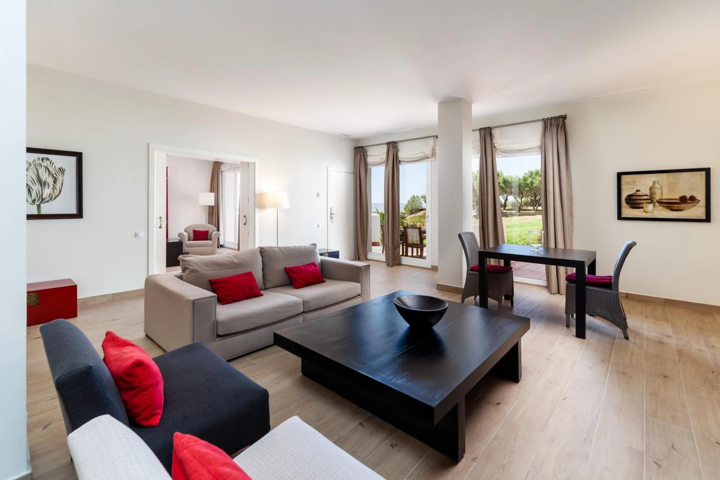 Living room in Fairplay Golf & Spa Resort - by Grupo Tribu