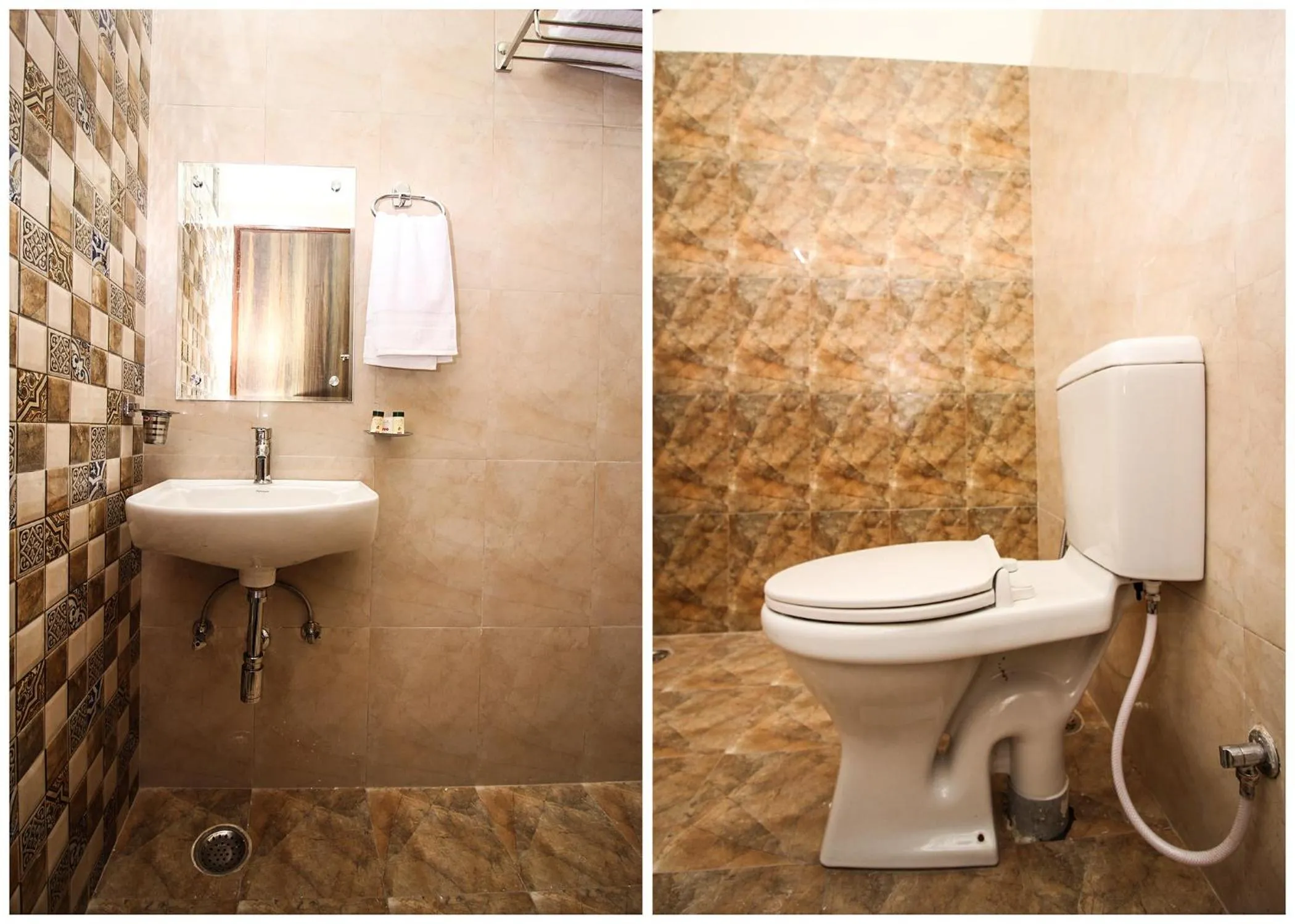 Bathroom in Hotel Karni Vilas