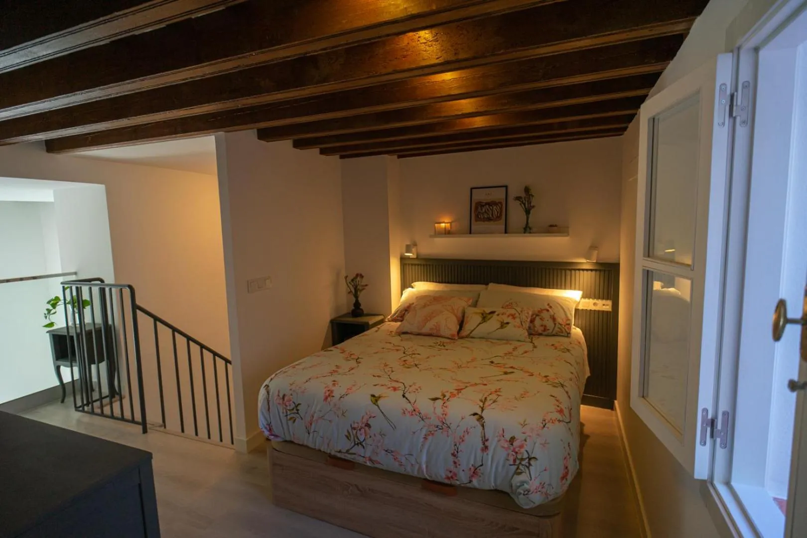 Bed in Apartamento Duplex casa Palacio rehabilitado centro El Puerto
