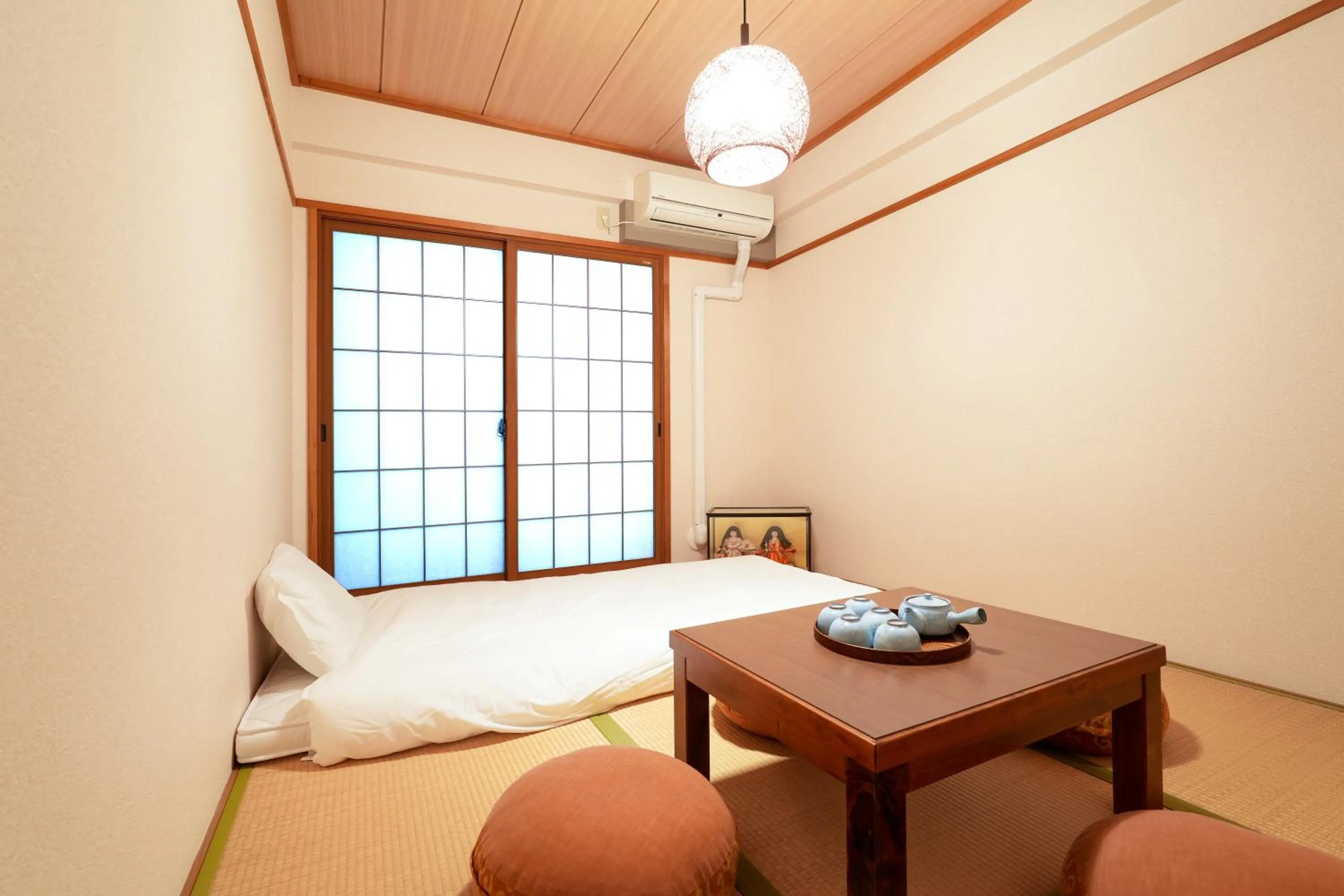 Bedroom, Bed in Choetsu