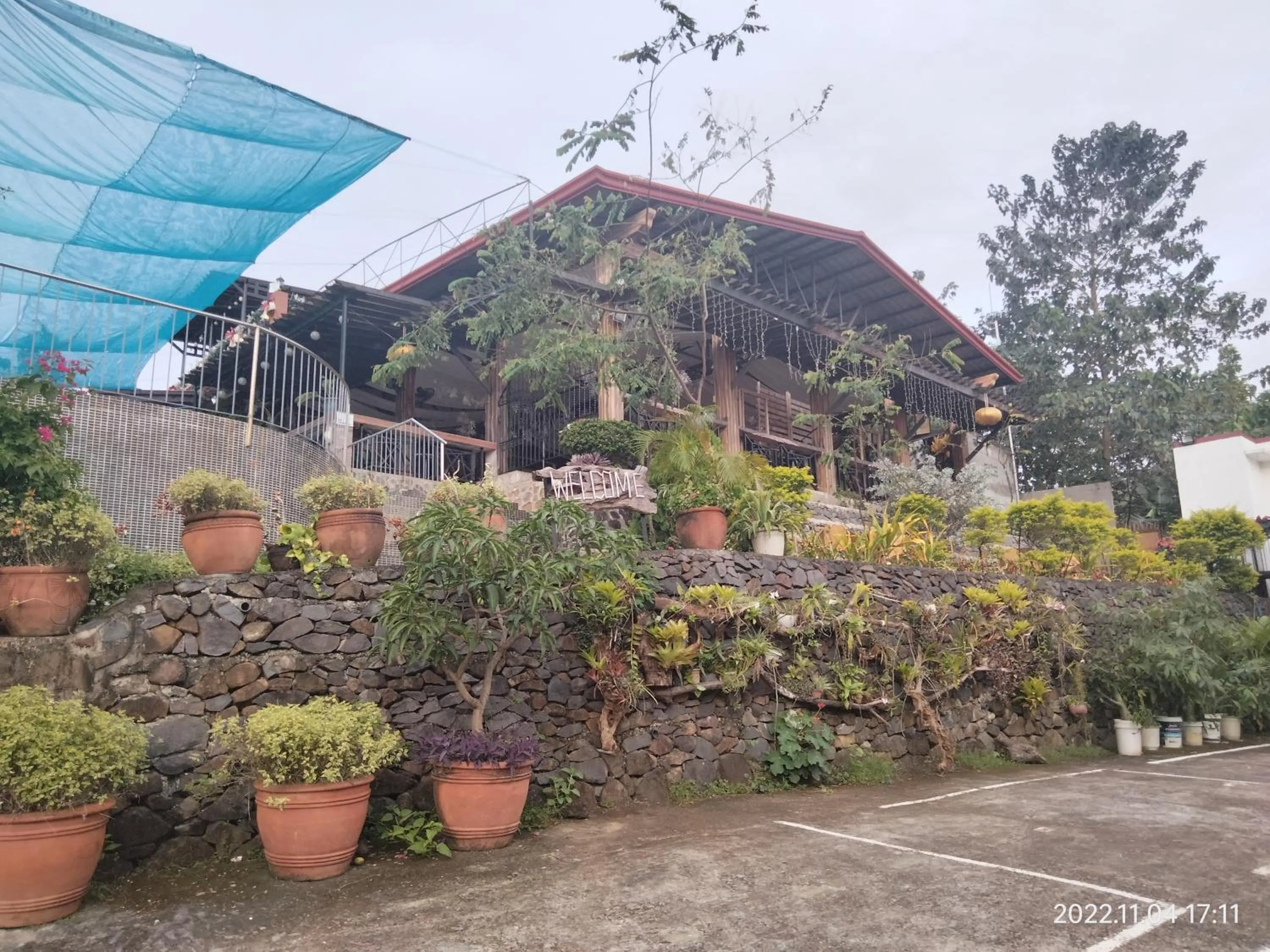 Restaurant/places to eat in Casa de Robles Tanay Rizal