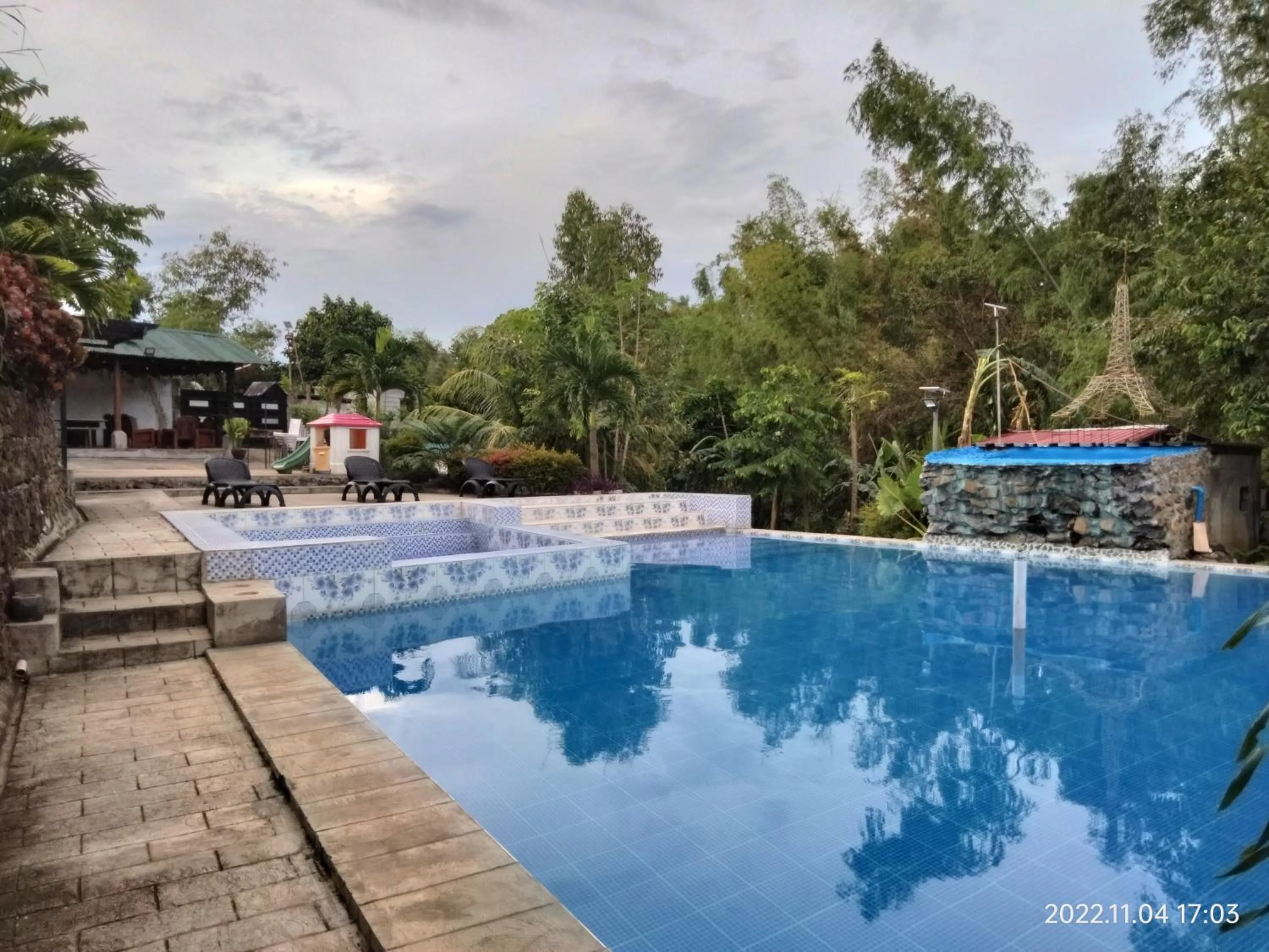 Casa de Robles Tanay Rizal