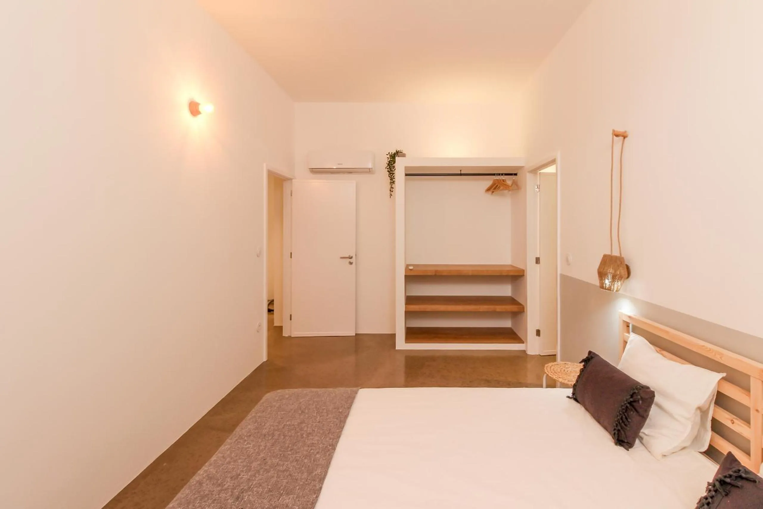 Bed in Atelier 321- Porto- Praia- Rio- Terraço