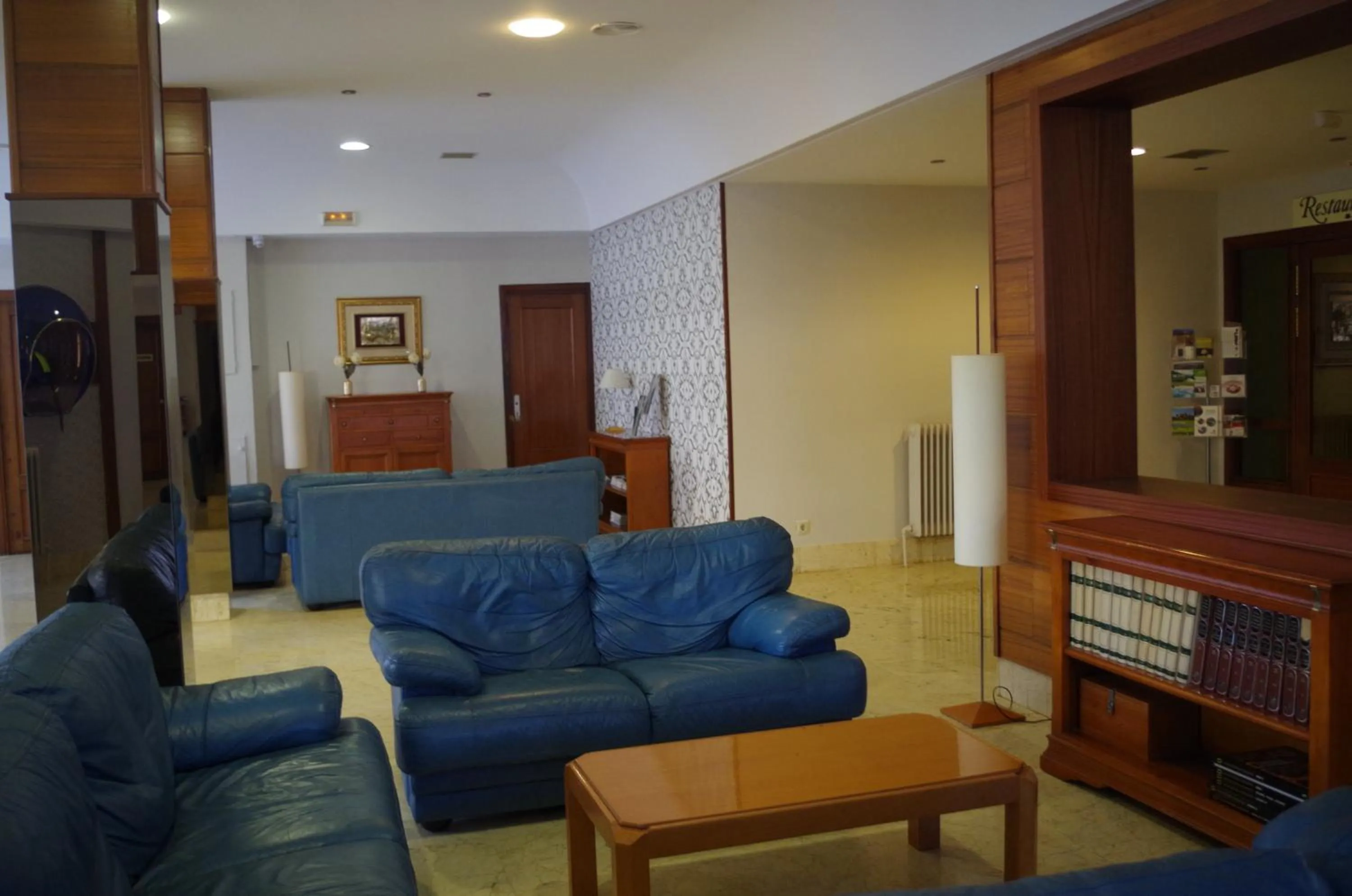 Lobby or reception in Hotel Alaiz