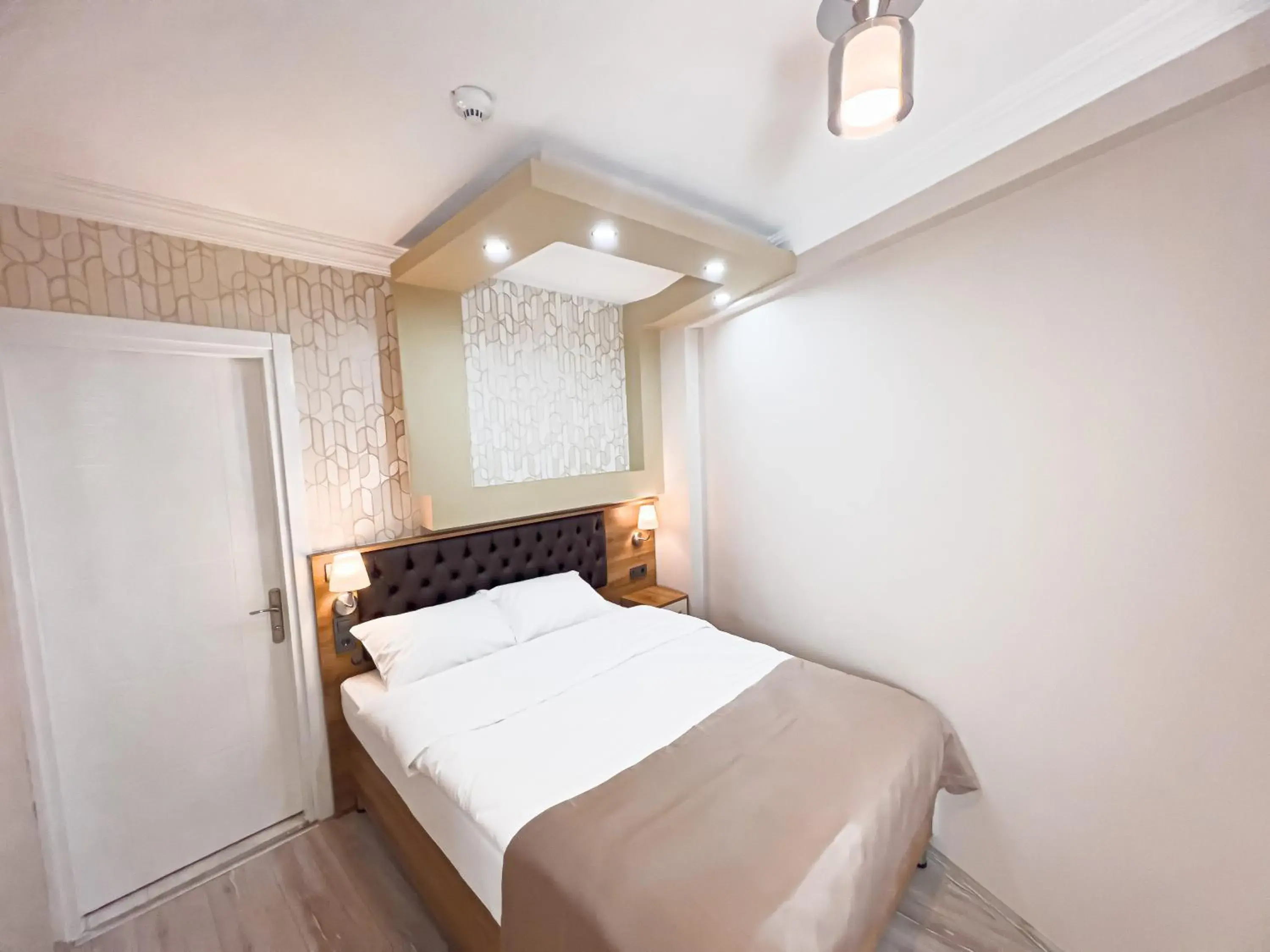 Deluxe Triple Room in Helen Inn Deluxe Triple Room in Helen Inn