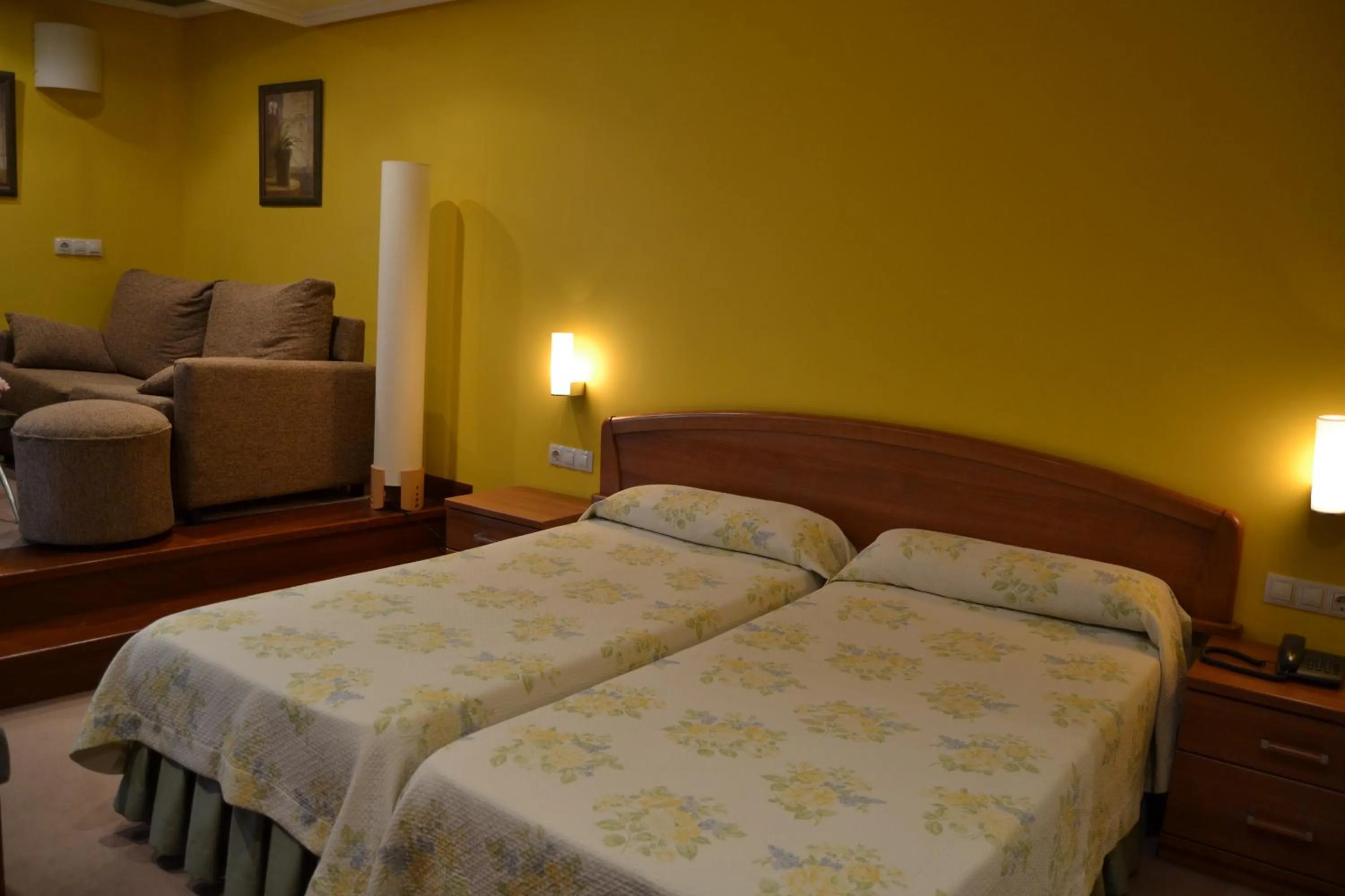 Photo of the whole room, Bed in Gran Hotel Rural Cela