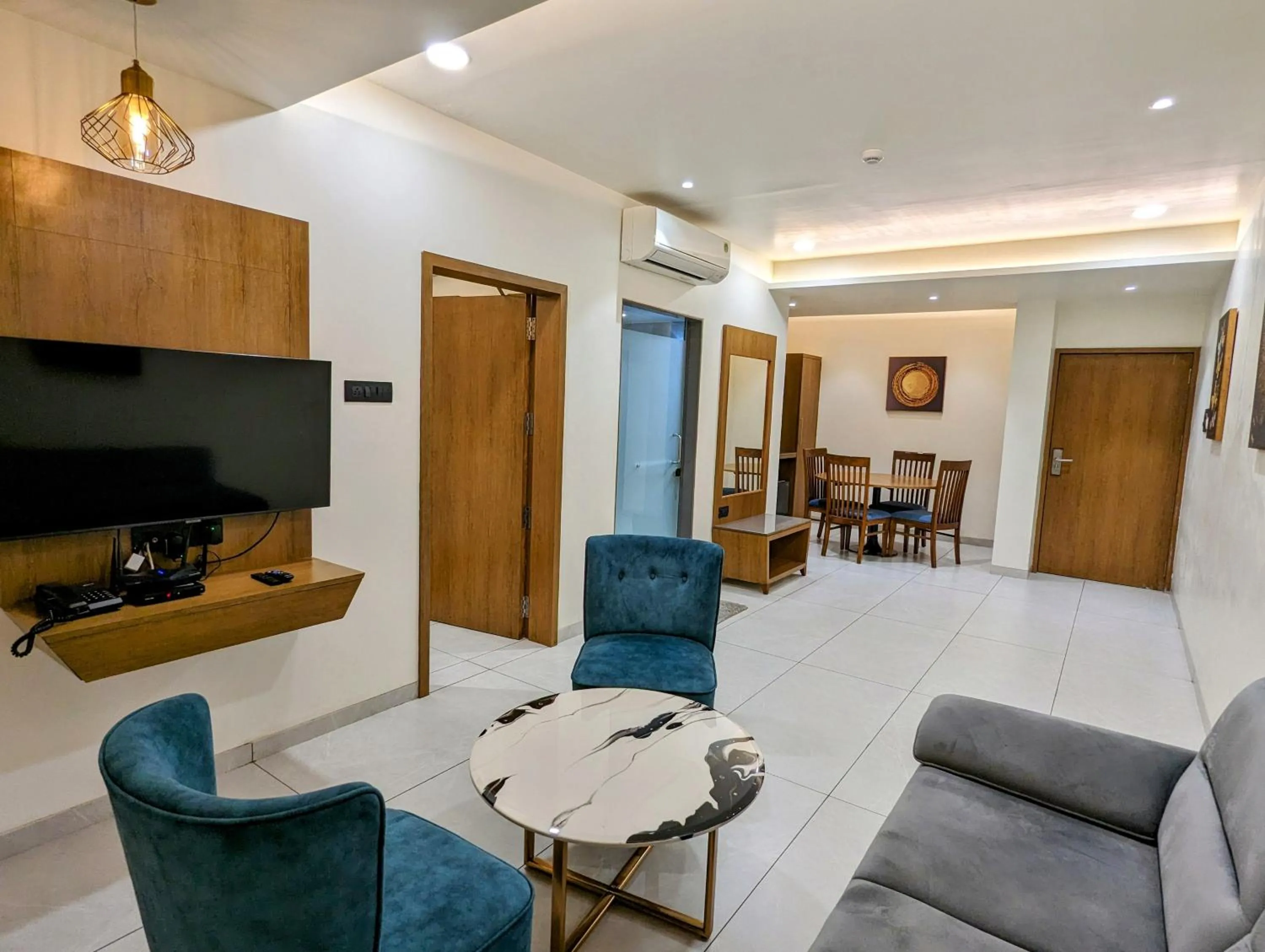 Bed in Hotel Red Chillee Restro