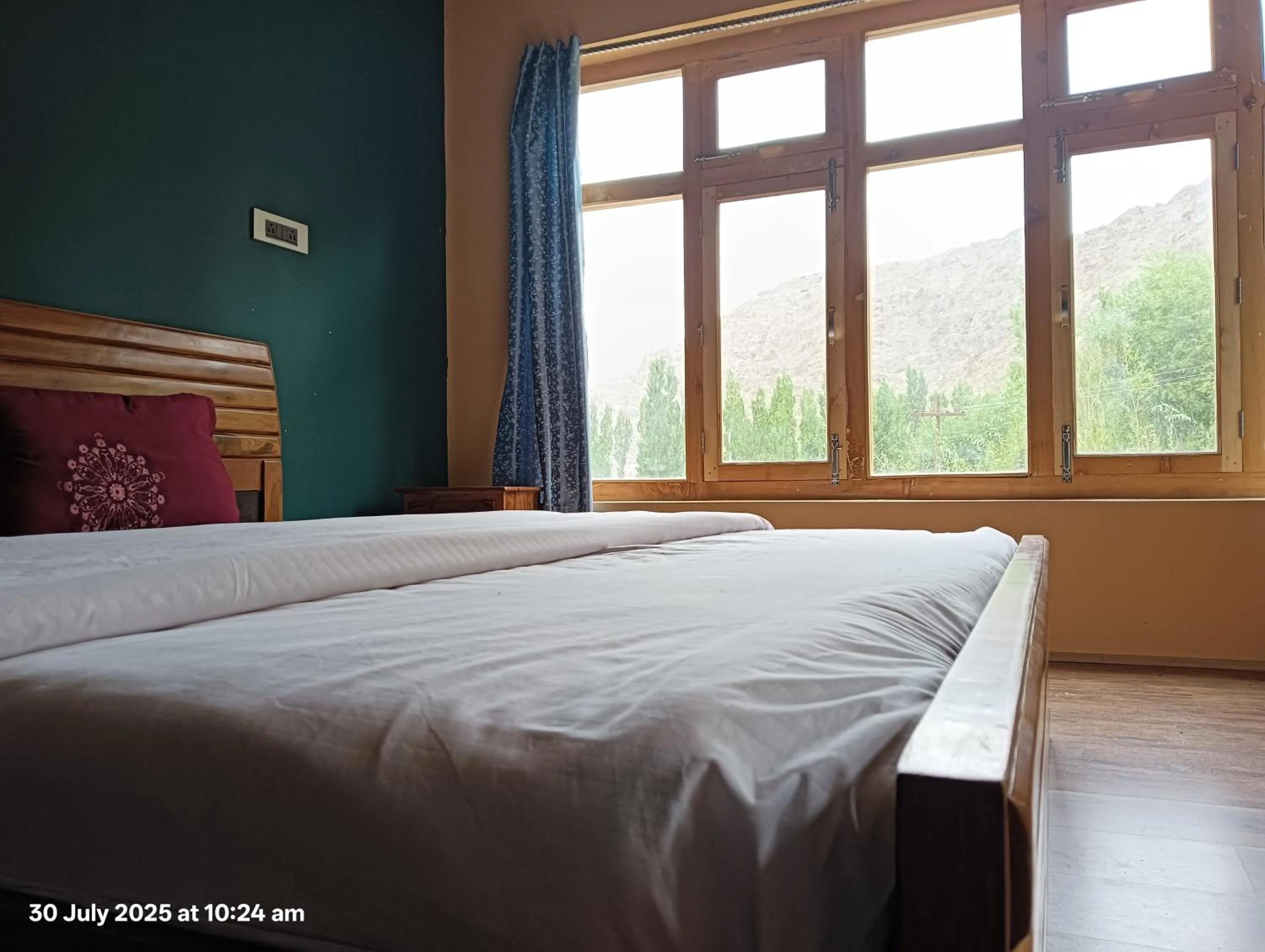 Double Room with Mountain View in Tsabgyat Homestay