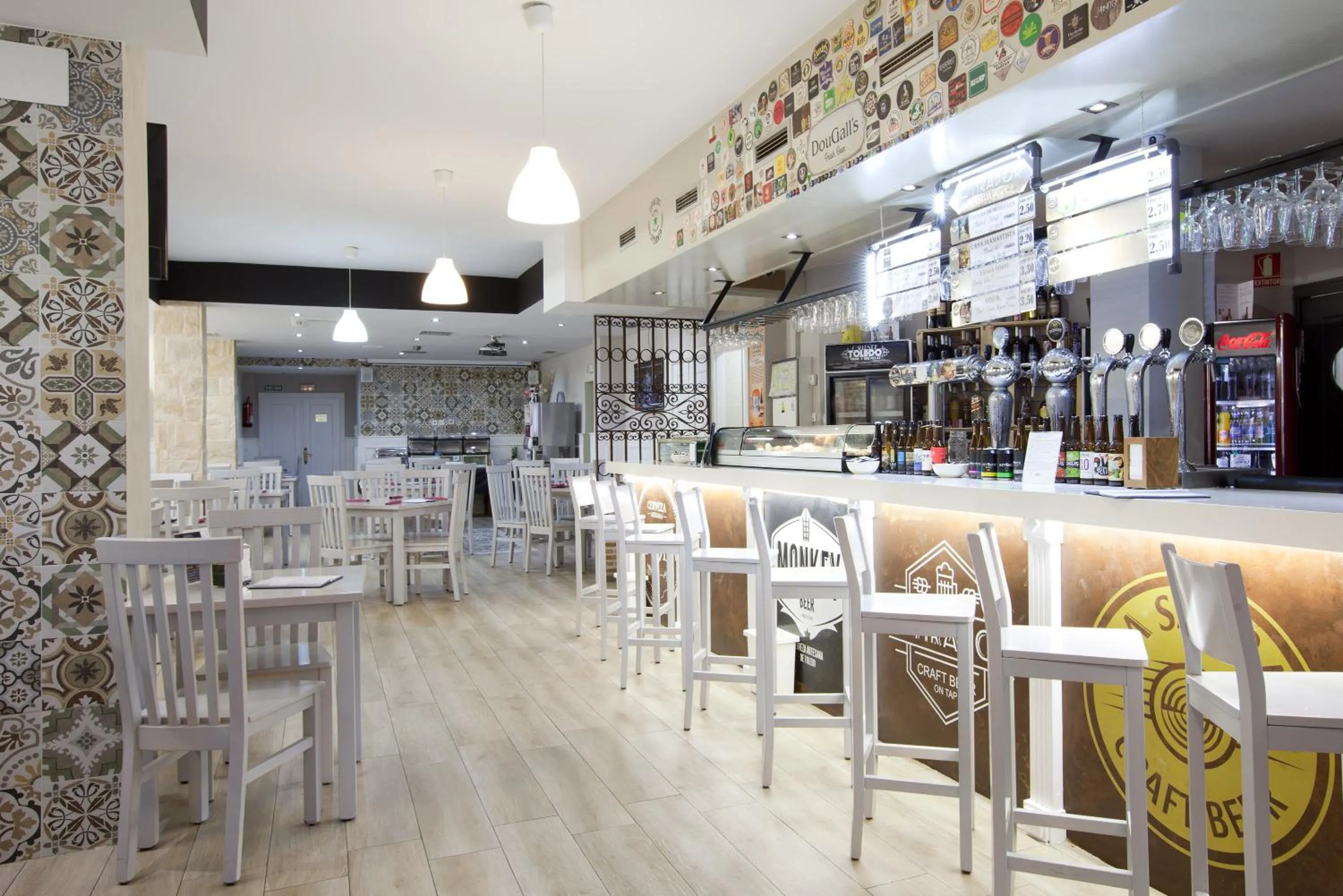 Lounge or bar in Hotel Real De Toledo