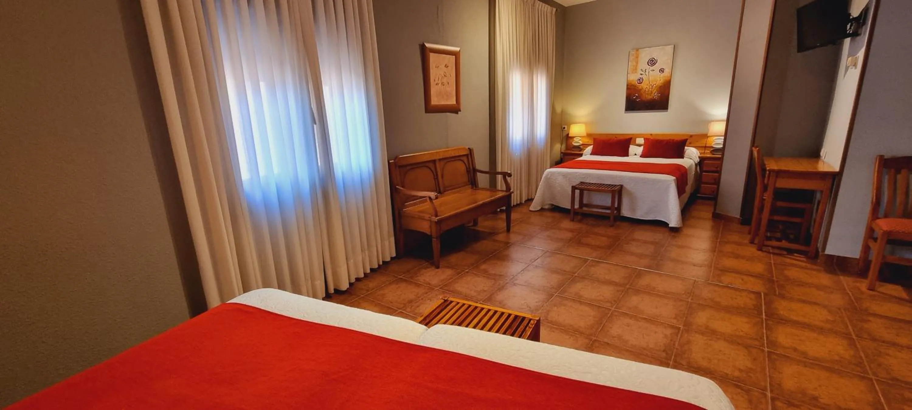 Bedroom, Bed in Hotel Real De Toledo