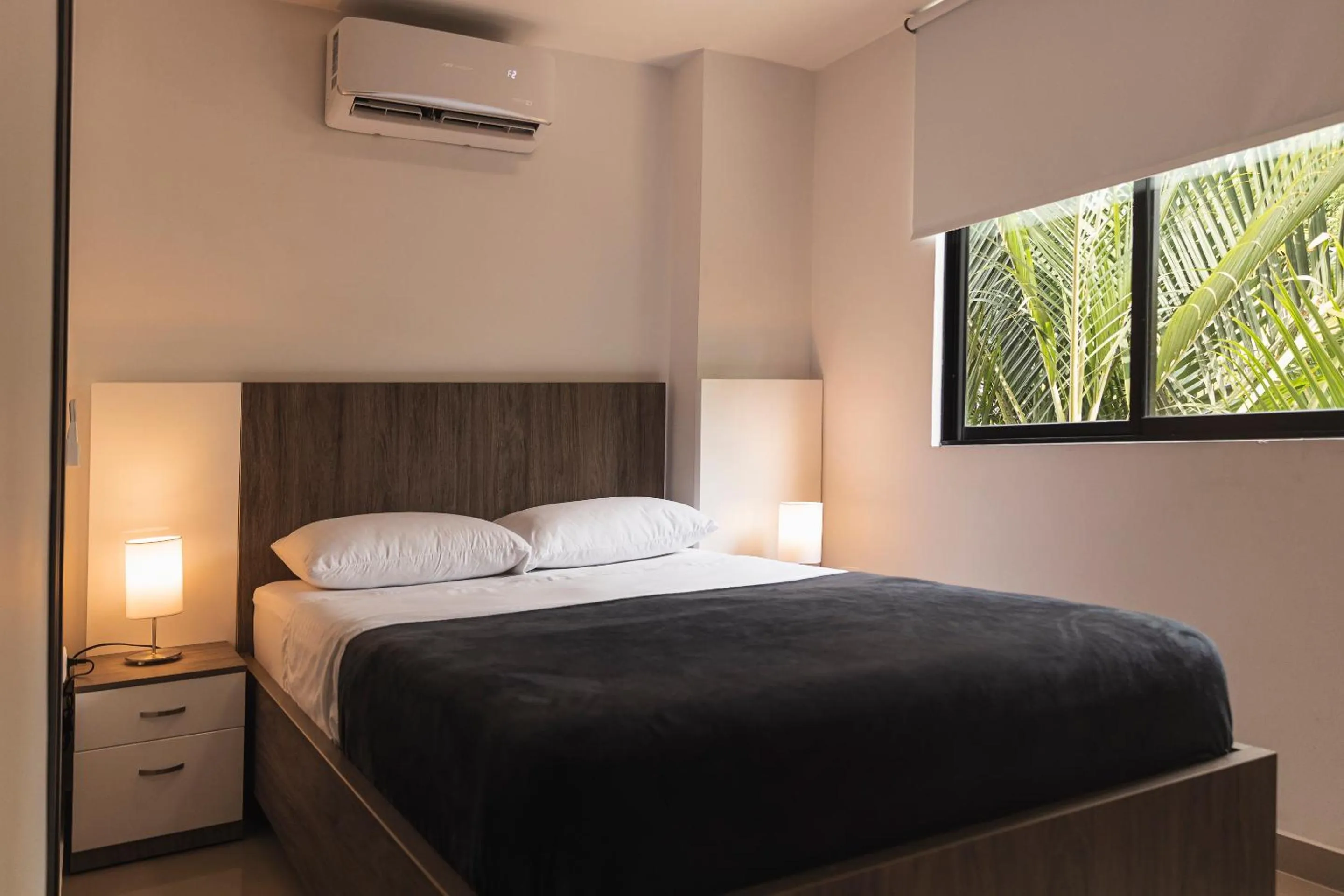 Bedroom, Bed in Hotel Boutique Business Center