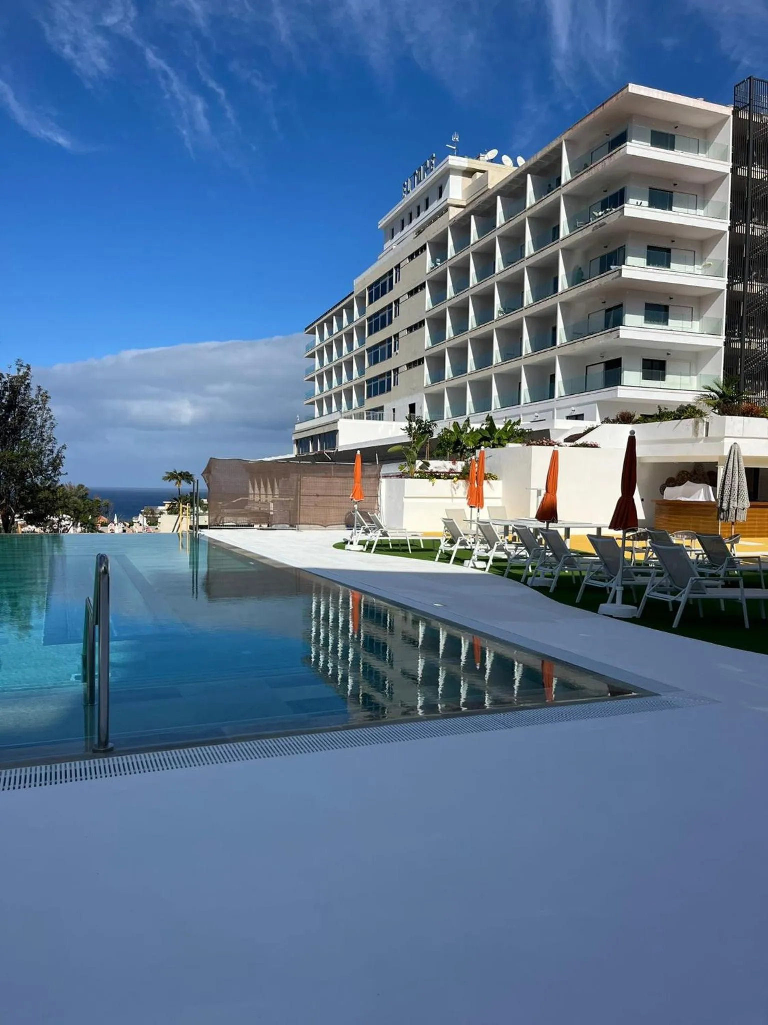 Swimming pool in Hotel Atlantic El Tope