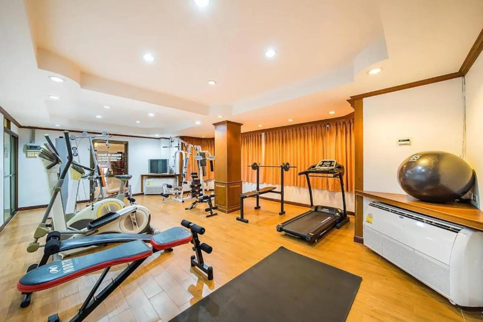 Fitness centre/facilities in Mountain Beach Resort & Convention Center