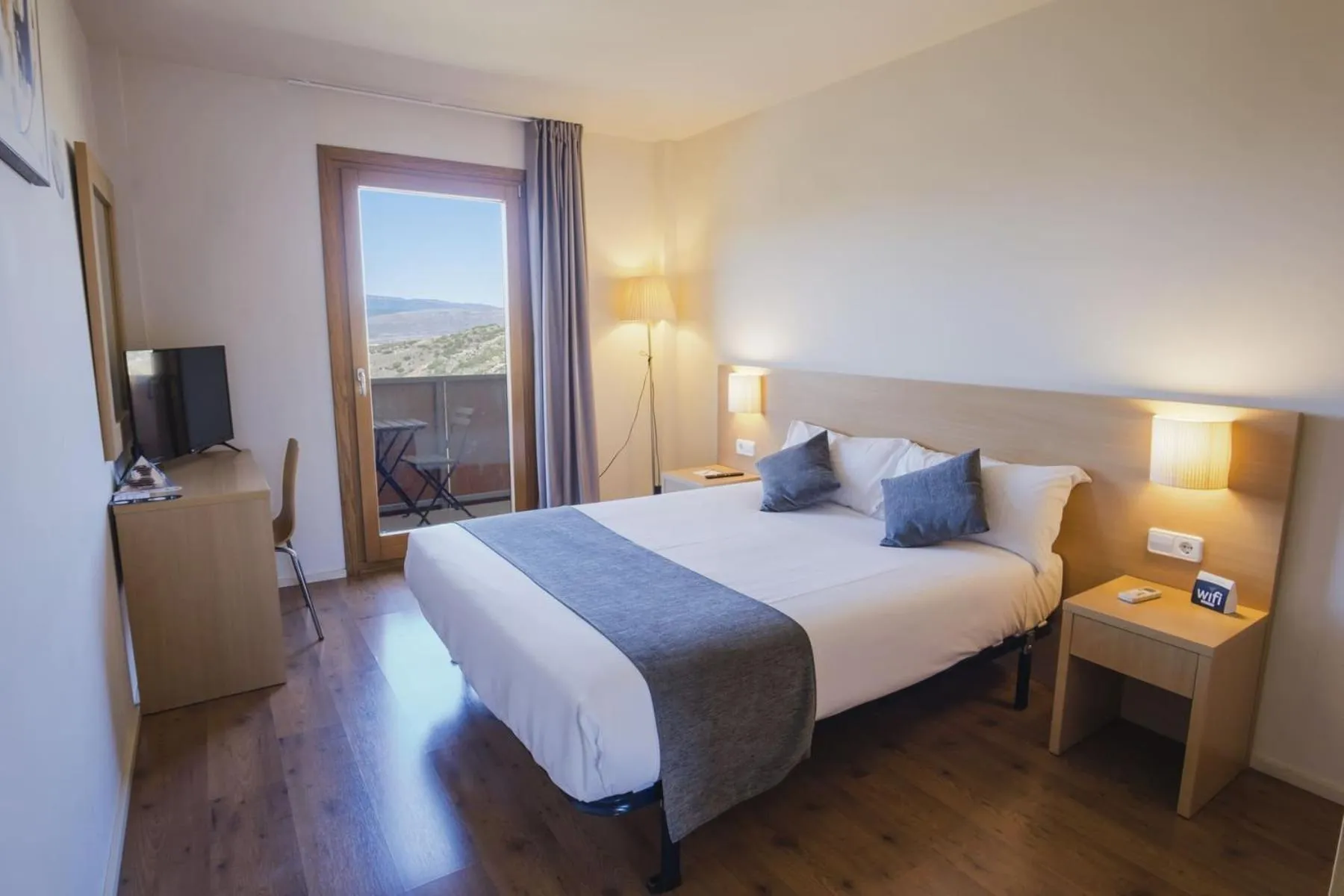 Bedroom, Bed in Hotel Alda Triskel