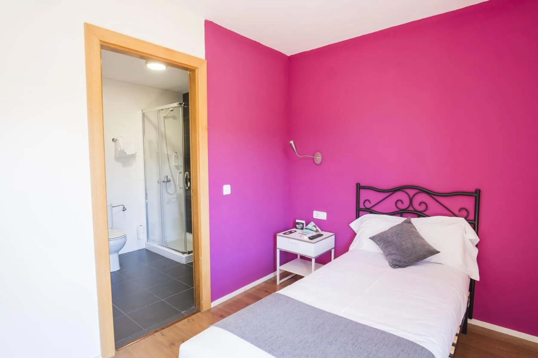 Bedroom, Bed in Hotel Alda Triskel