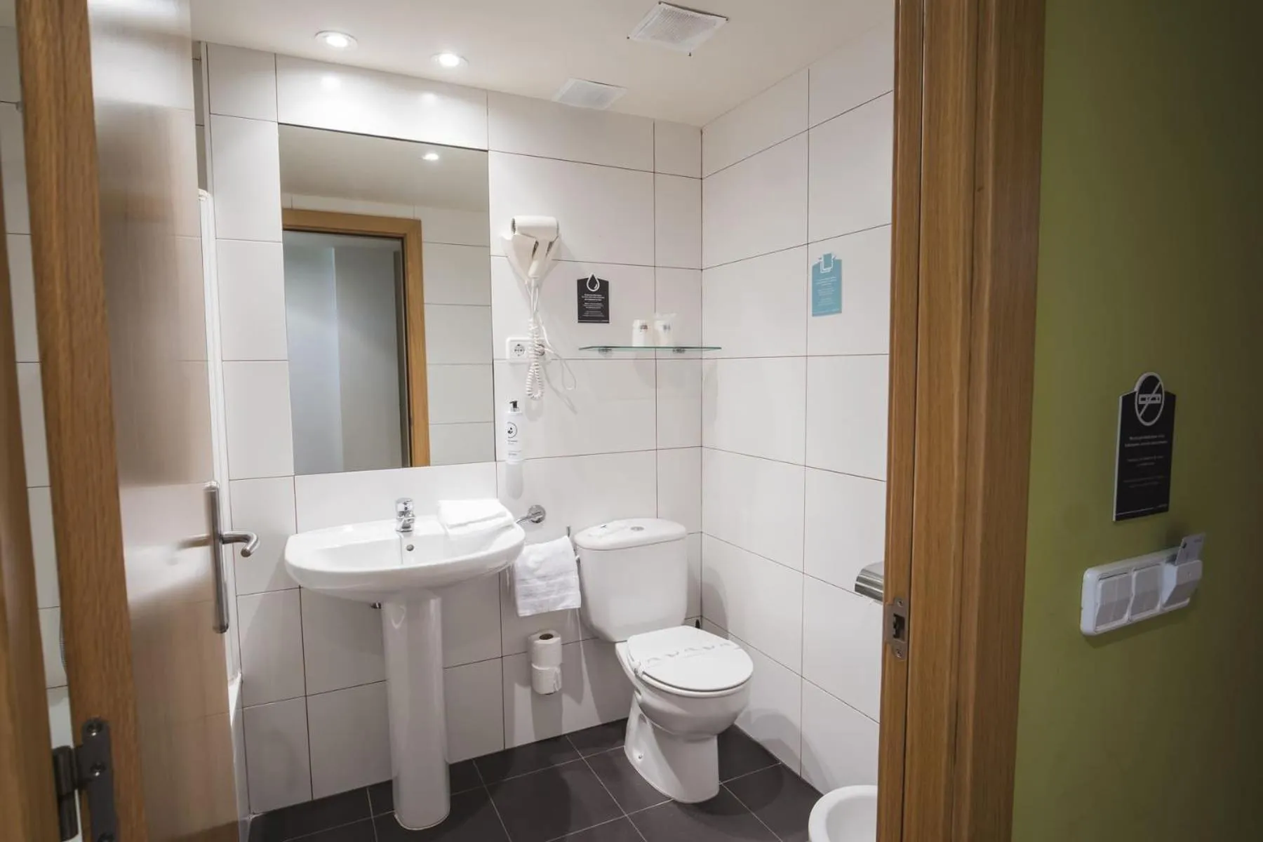 Bathroom in Hotel Alda Triskel