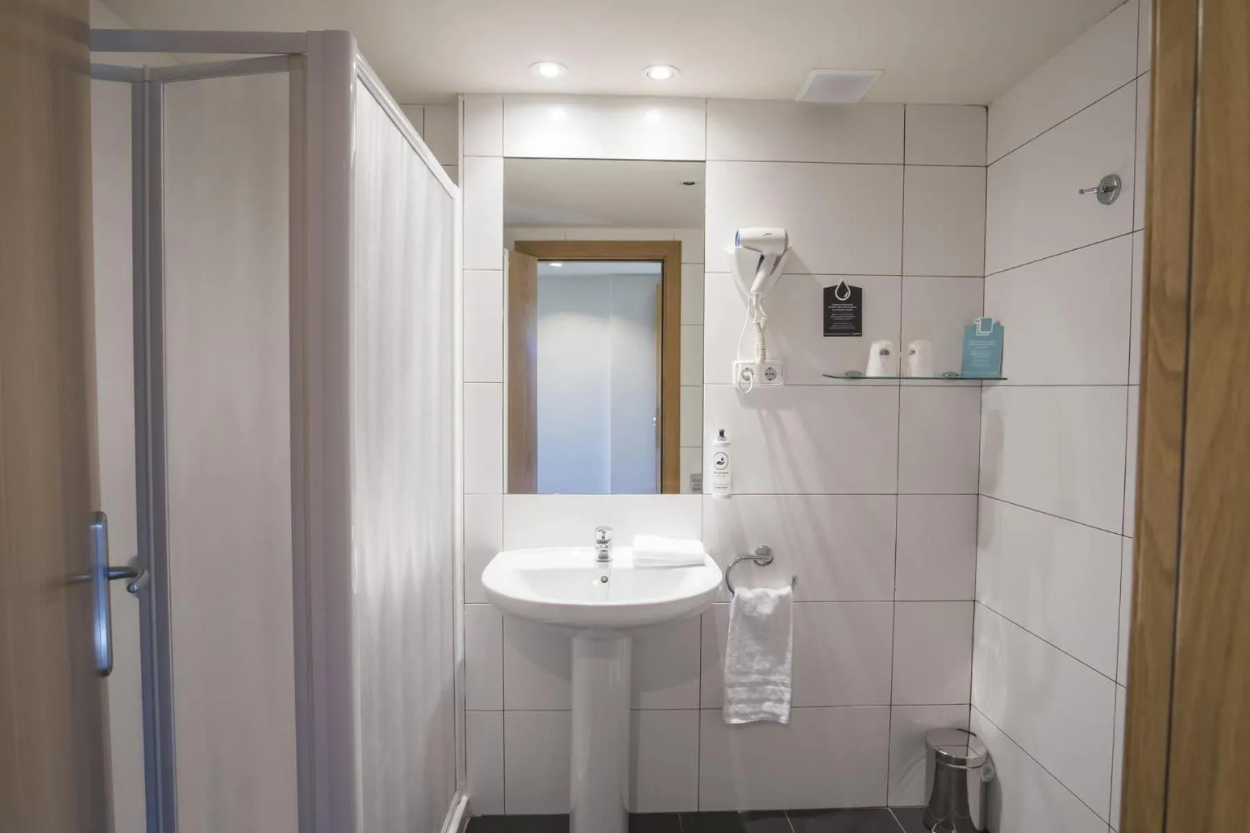 Bathroom in Hotel Alda Triskel