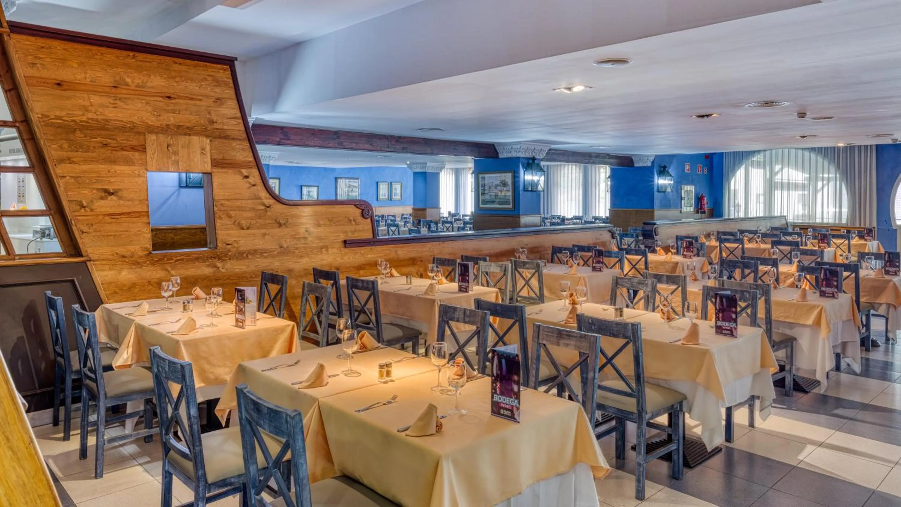 Restaurant/places to eat in Playacálida