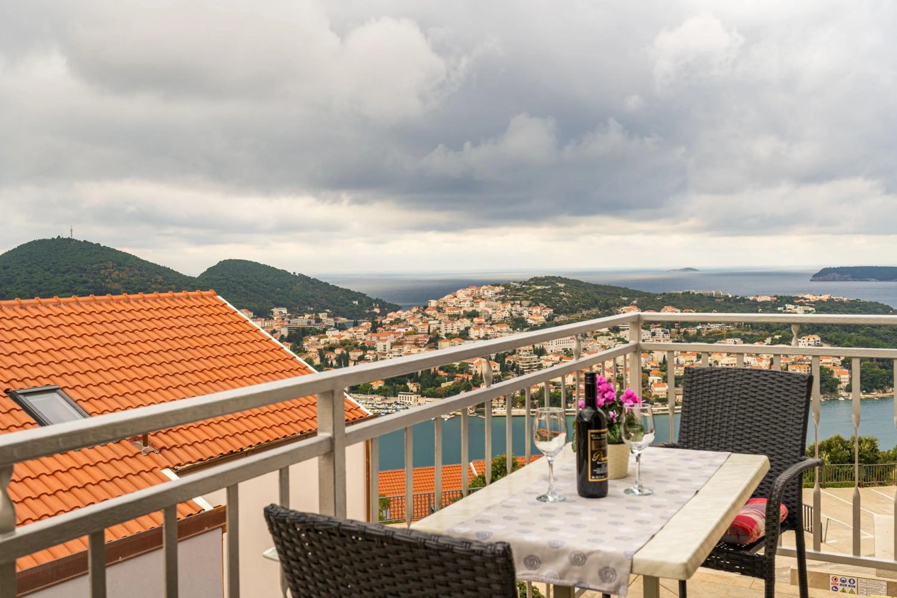 Balcony/Terrace in Sea View Apartment Nuncijata