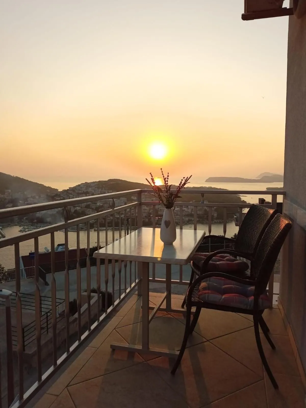 Balcony/Terrace in Sea View Apartment Nuncijata